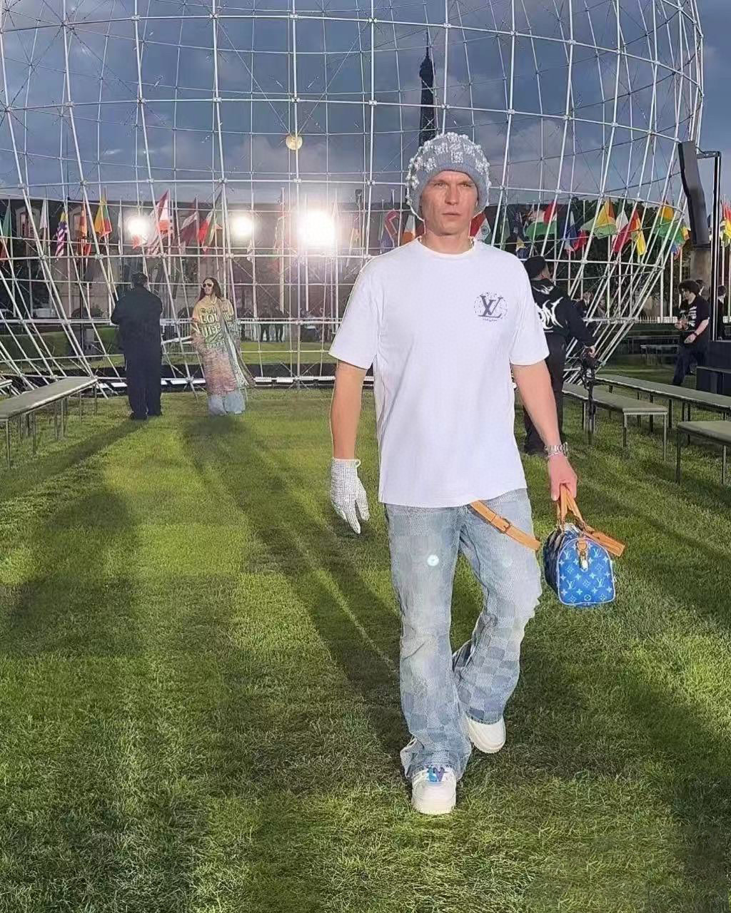 c955ddb00a764c7066899d4c60cef715_1745624039_065.jpg c955ddb00a764c7066899d4c60cef715_1745624039_065_1745624075.jpg