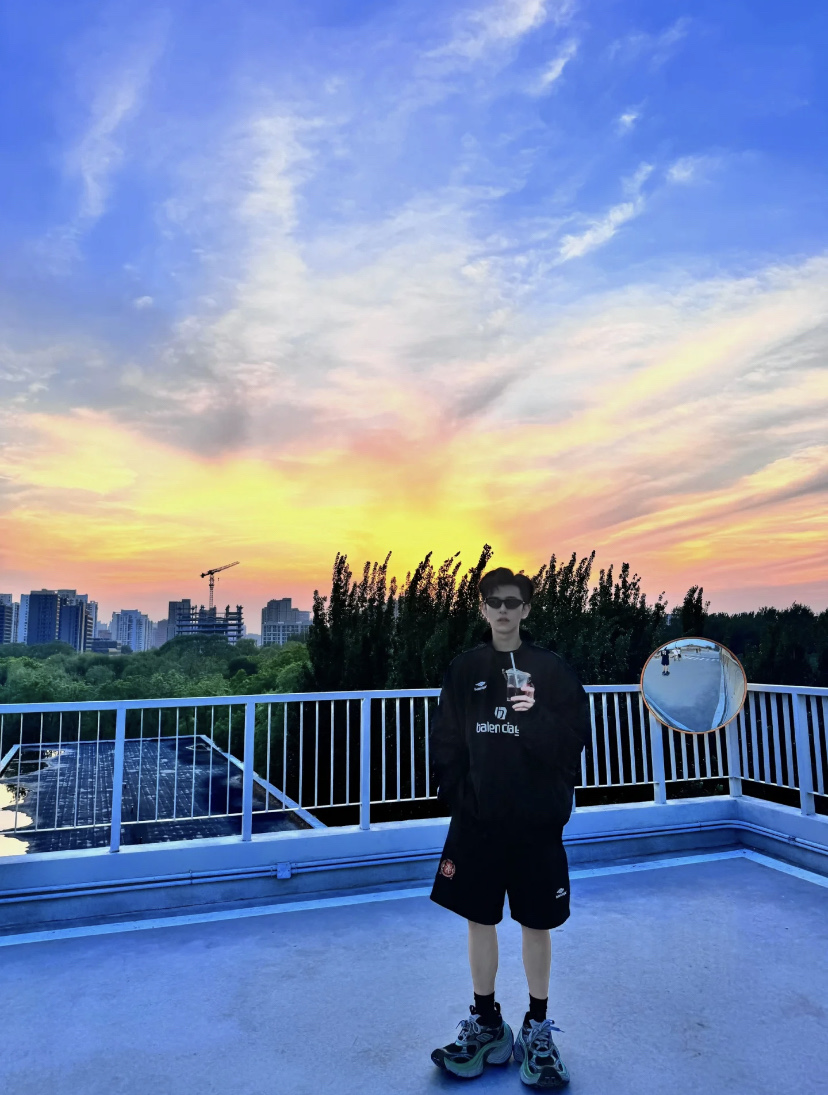 d7f80d99f8c9f2f2c3c141371540a9df_1745421743_3839.jpg d7f80d99f8c9f2f2c3c141371540a9df_1745421743_3839.jpg