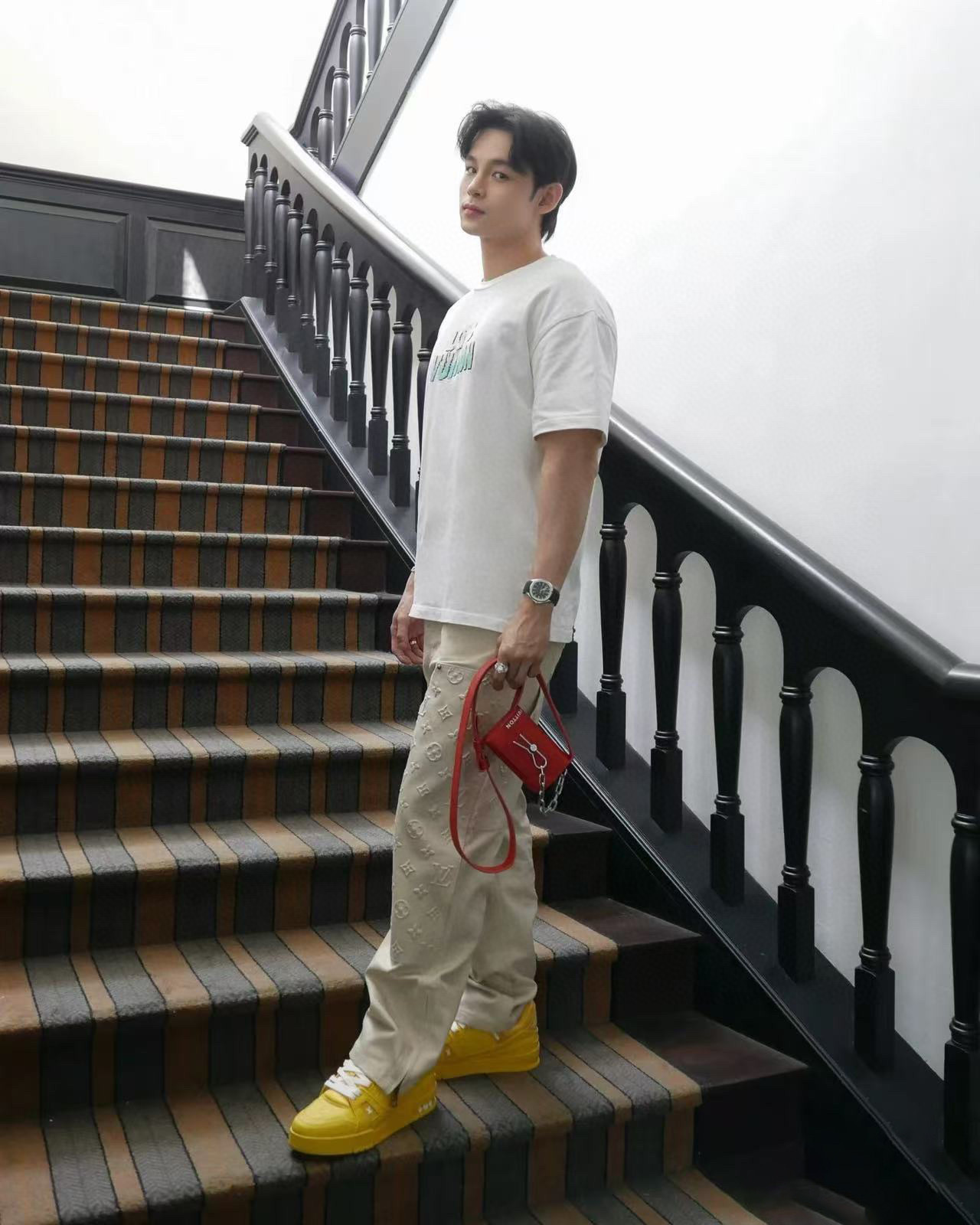 d7f80d99f8c9f2f2c3c141371540a9df_1745422862_758.jpg d7f80d99f8c9f2f2c3c141371540a9df_1745422862_758_1745423039.jpg