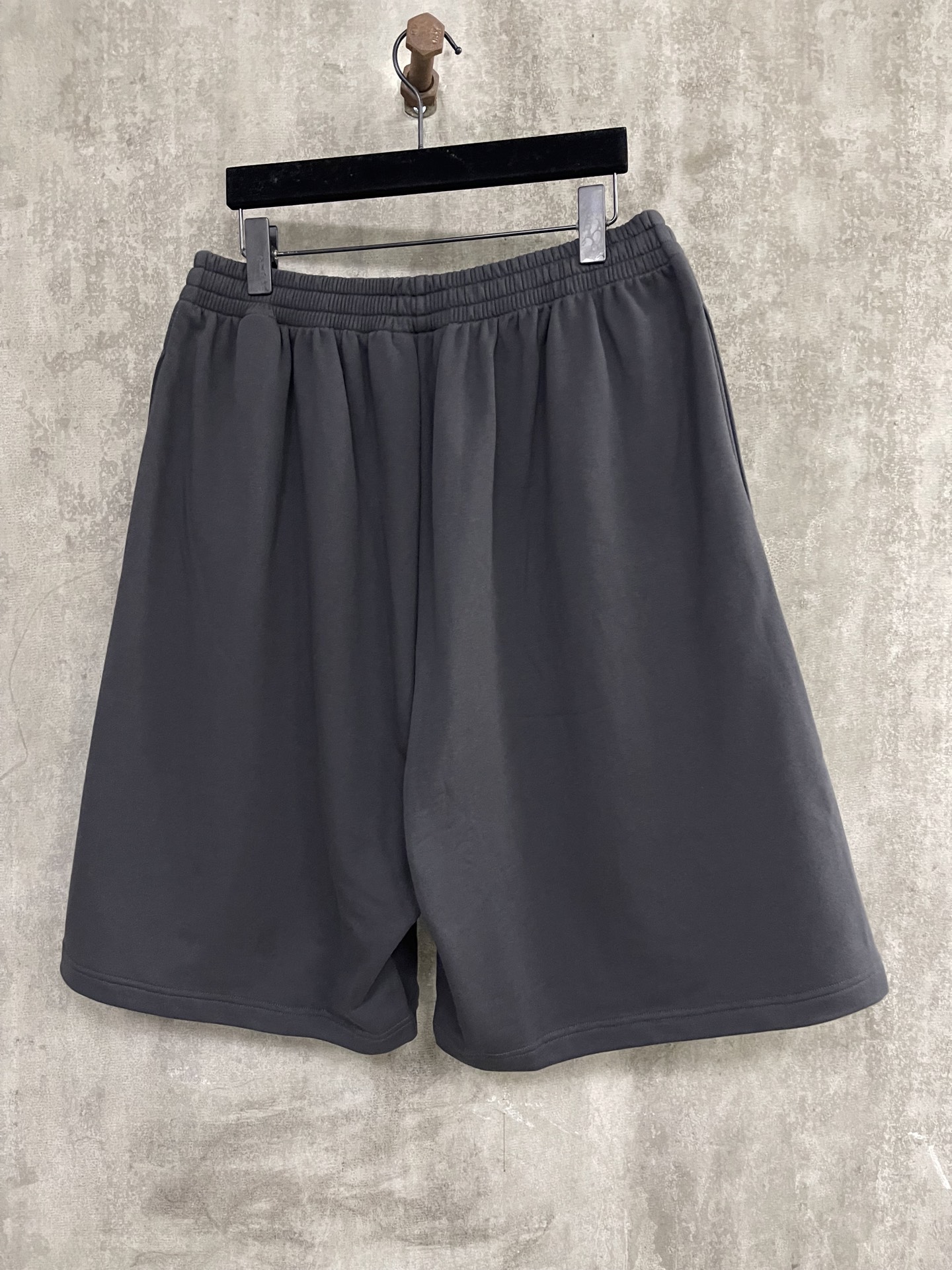 d7f80d99f8c9f2f2c3c141371540a9df_1745423408_1612.jpg d7f80d99f8c9f2f2c3c141371540a9df_1745423408_1612.jpg