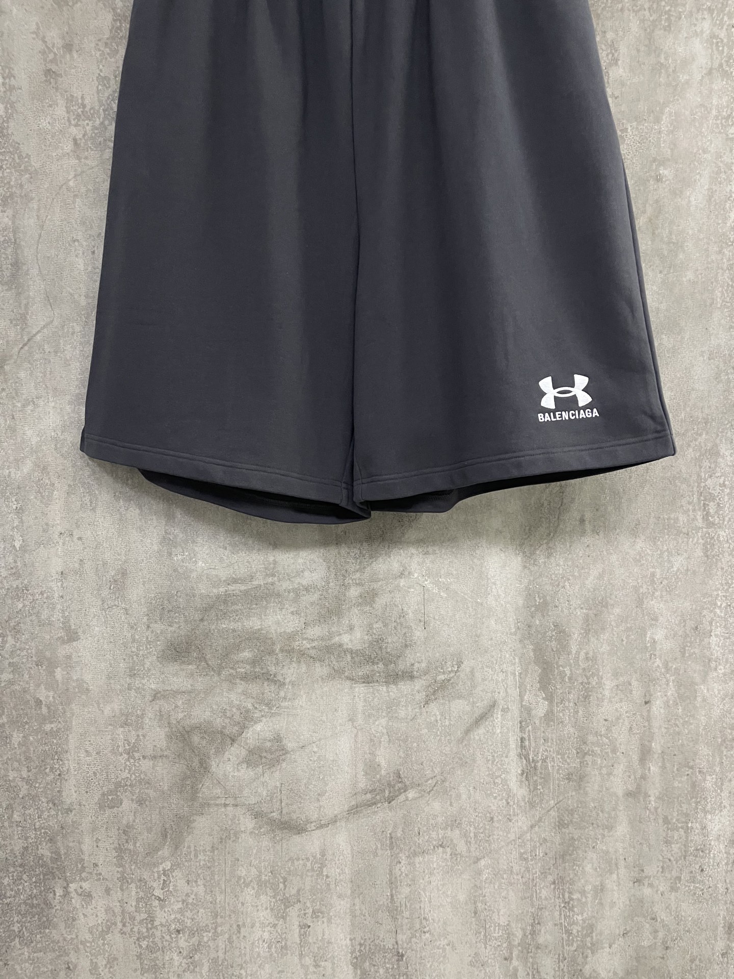 d7f80d99f8c9f2f2c3c141371540a9df_1745423408_4607.jpg d7f80d99f8c9f2f2c3c141371540a9df_1745423408_4607.jpg