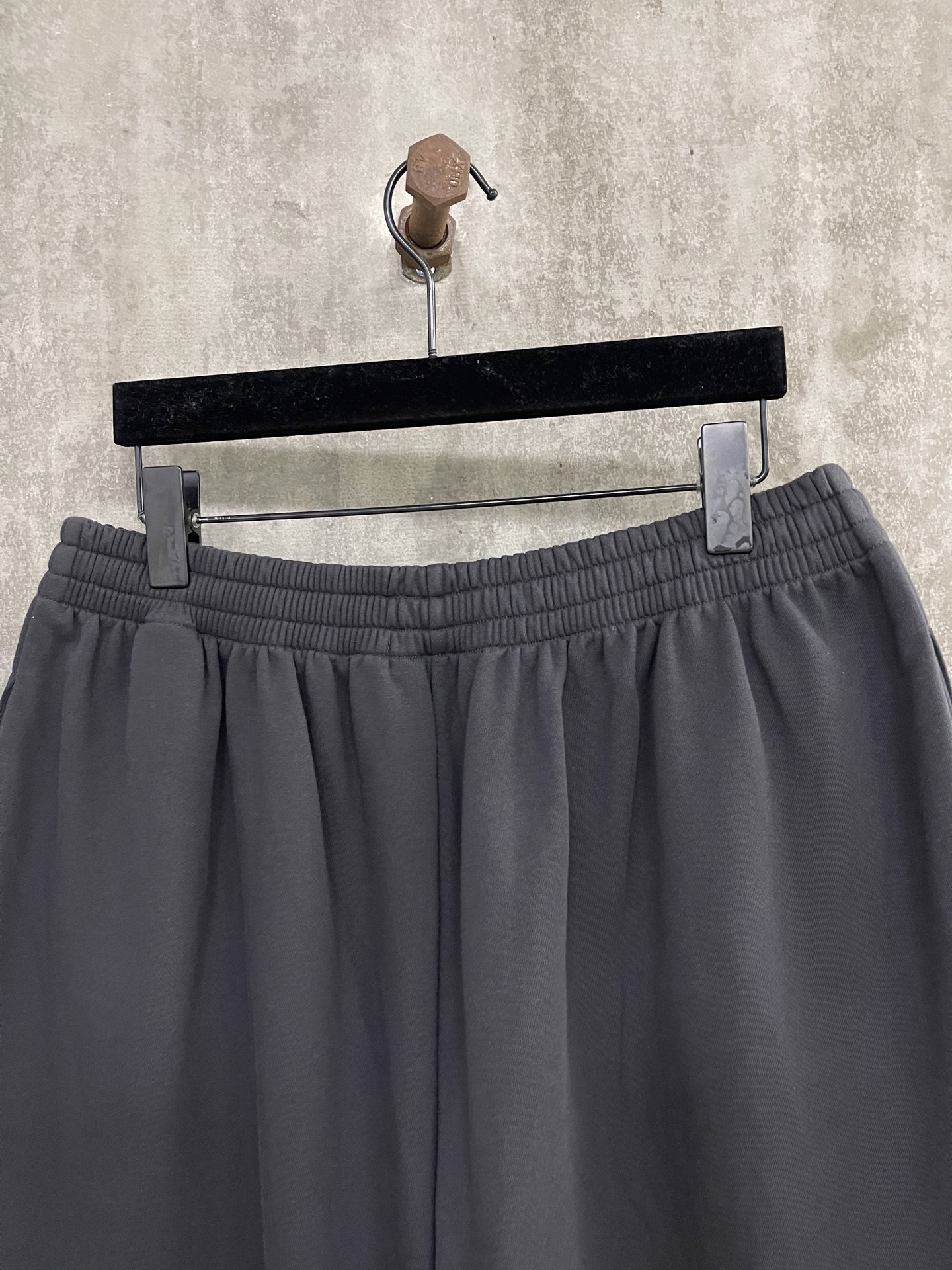 d7f80d99f8c9f2f2c3c141371540a9df_1745423408_7254.jpg d7f80d99f8c9f2f2c3c141371540a9df_1745423408_7254.jpg