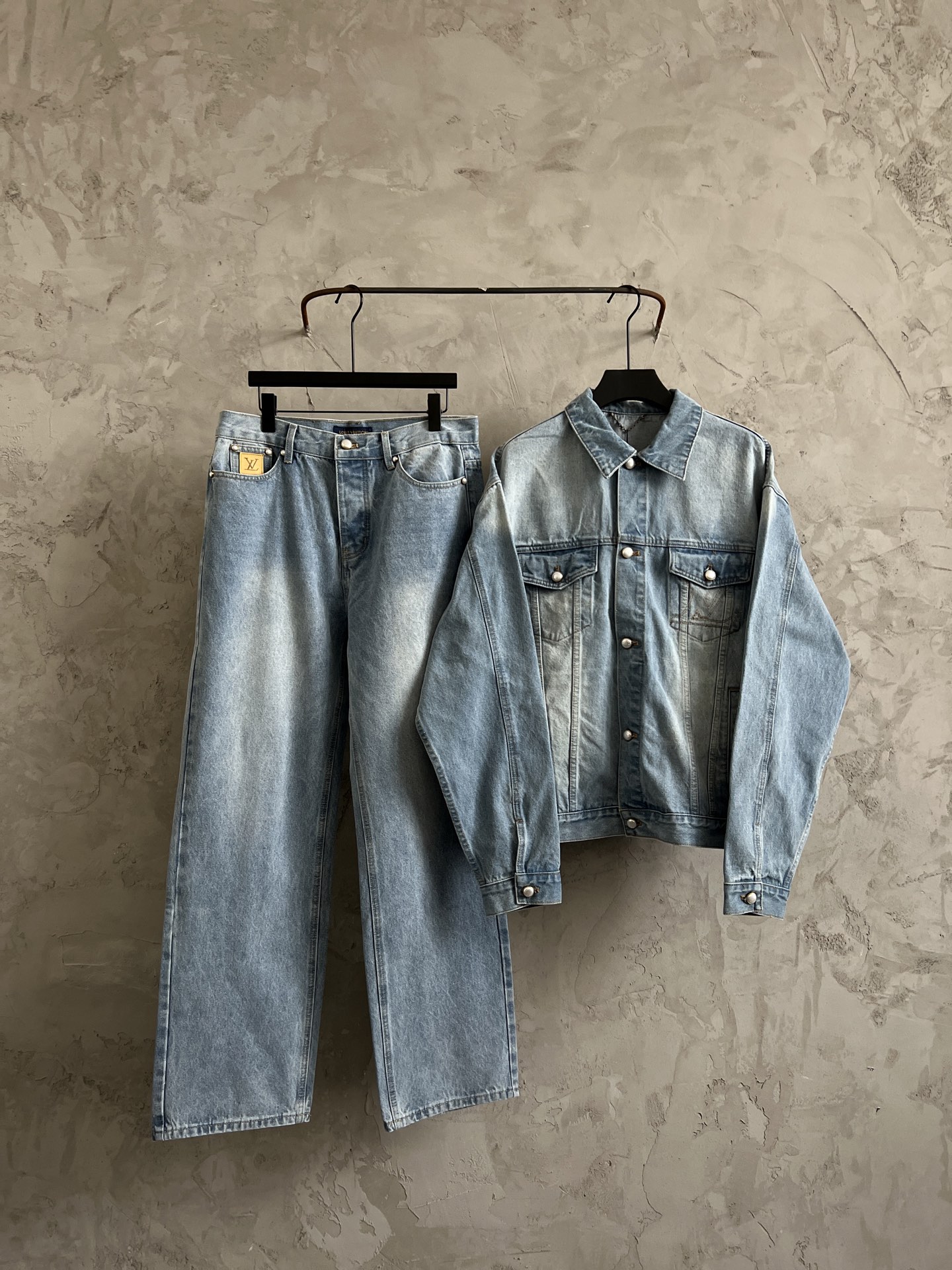 ef2d28e8f3b290e1f099c9c3f583d853_1745333302_1654.jpg ef2d28e8f3b290e1f099c9c3f583d853_1745333302_1654_1745333462.jpg