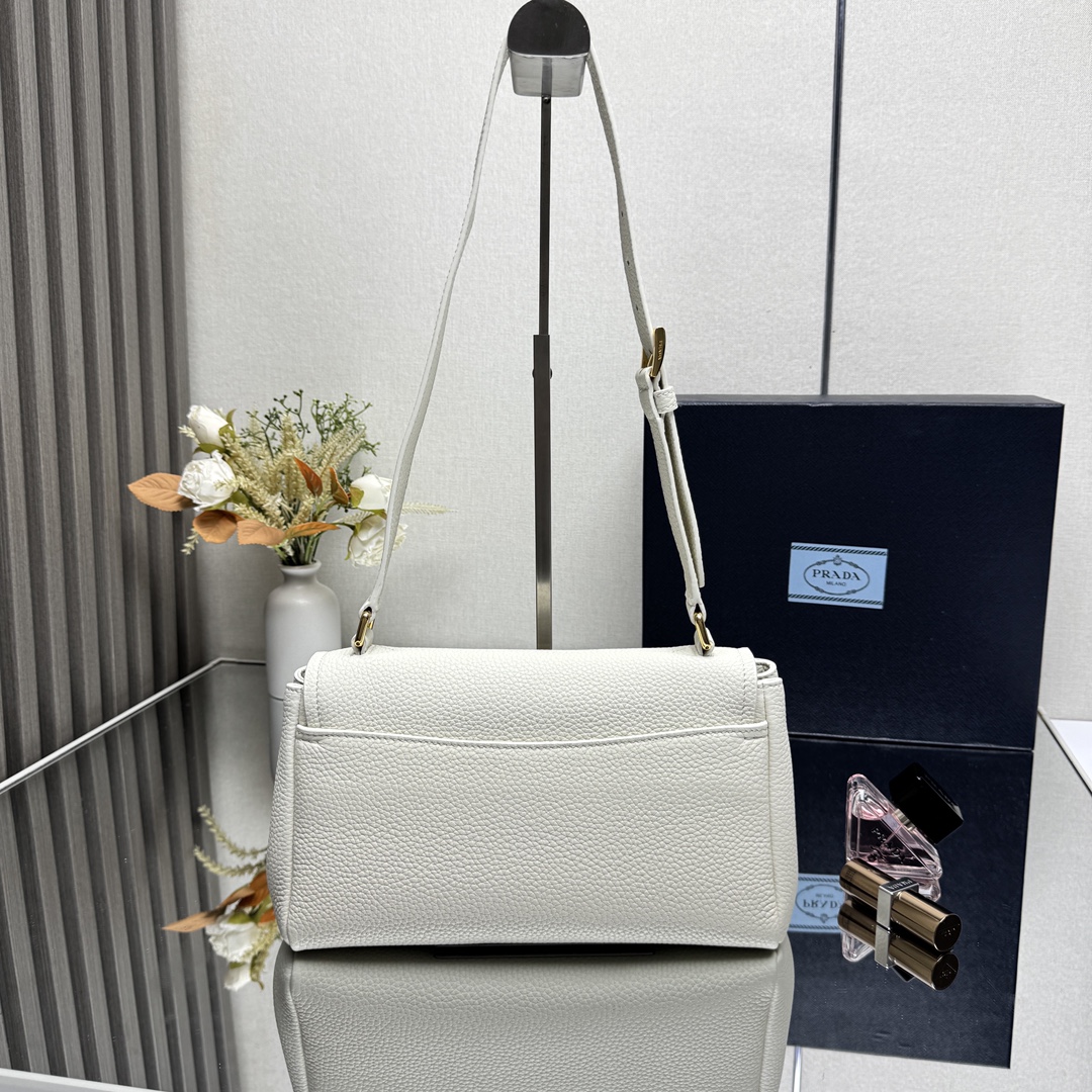 411acb0da1eb500a9fc11d57cdaabb63_1747704757_0454.jpg 411acb0da1eb500a9fc11d57cdaabb63_1747704757_0454_1747704948.jpg