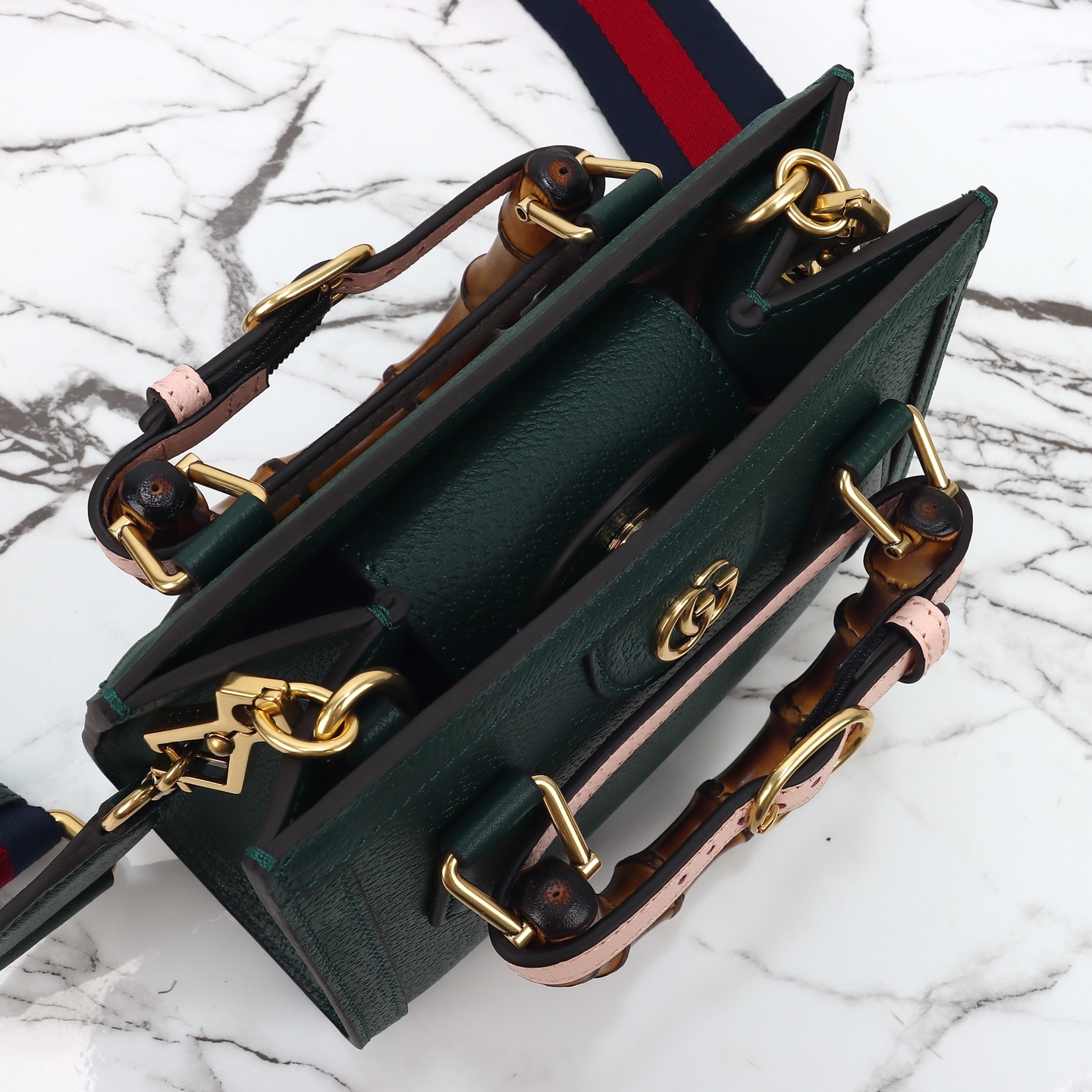 b63ff5dfd284e3ba3b524c85d6b829d1_1747843467_0085.jpg b63ff5dfd284e3ba3b524c85d6b829d1_1747843467_0085.jpg