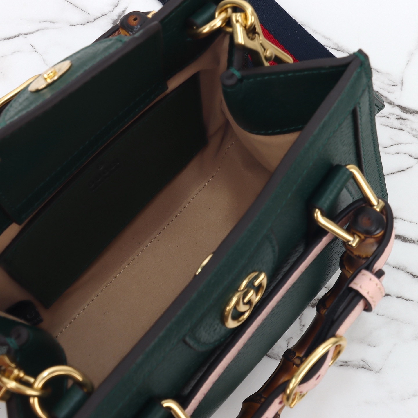 b63ff5dfd284e3ba3b524c85d6b829d1_1747843467_0995.jpg b63ff5dfd284e3ba3b524c85d6b829d1_1747843467_0995.jpg