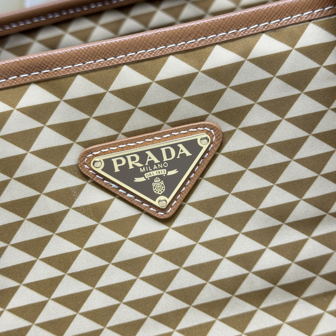 c707e731541152f1271fa3ed0a034382_1746751298_5275.jpg c707e731541152f1271fa3ed0a034382_1746751298_5275_1746751362.jpg