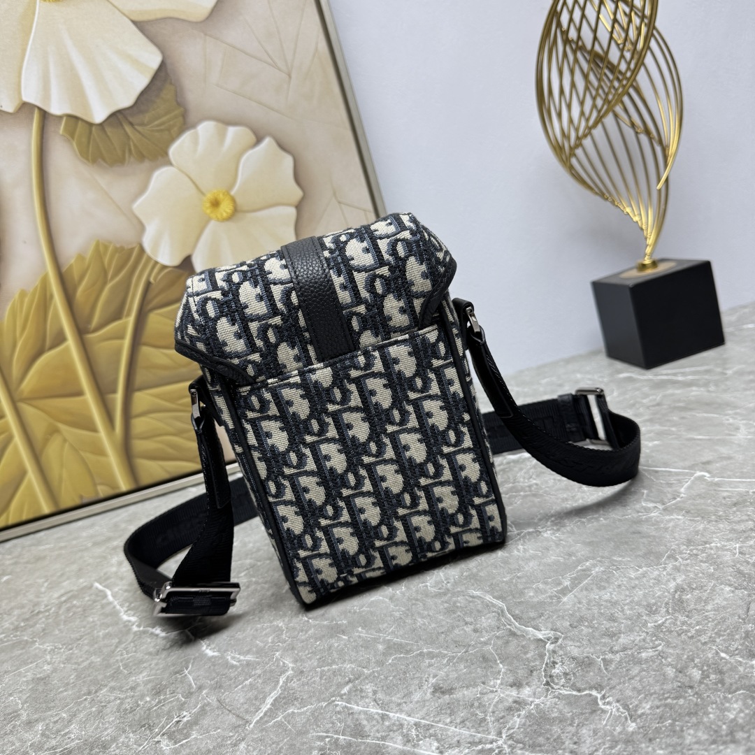 c707e731541152f1271fa3ed0a034382_1746752743_9895.jpg c707e731541152f1271fa3ed0a034382_1746752743_9895_1746753125.jpg