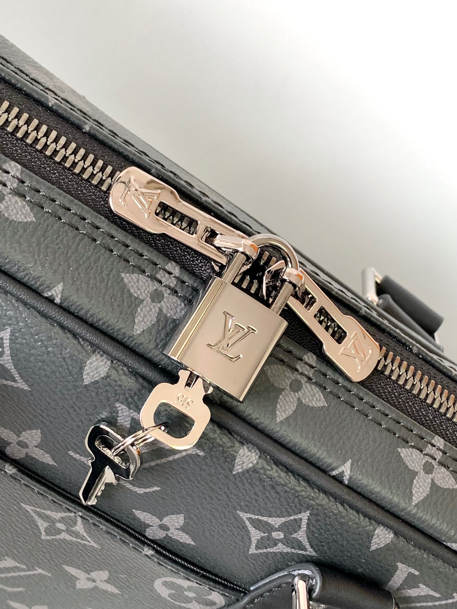 cfb6c91a95f892a1fc1d3e76118731bf_1748557004_7239.jpg cfb6c91a95f892a1fc1d3e76118731bf_1748557004_7239_1748557305.jpg