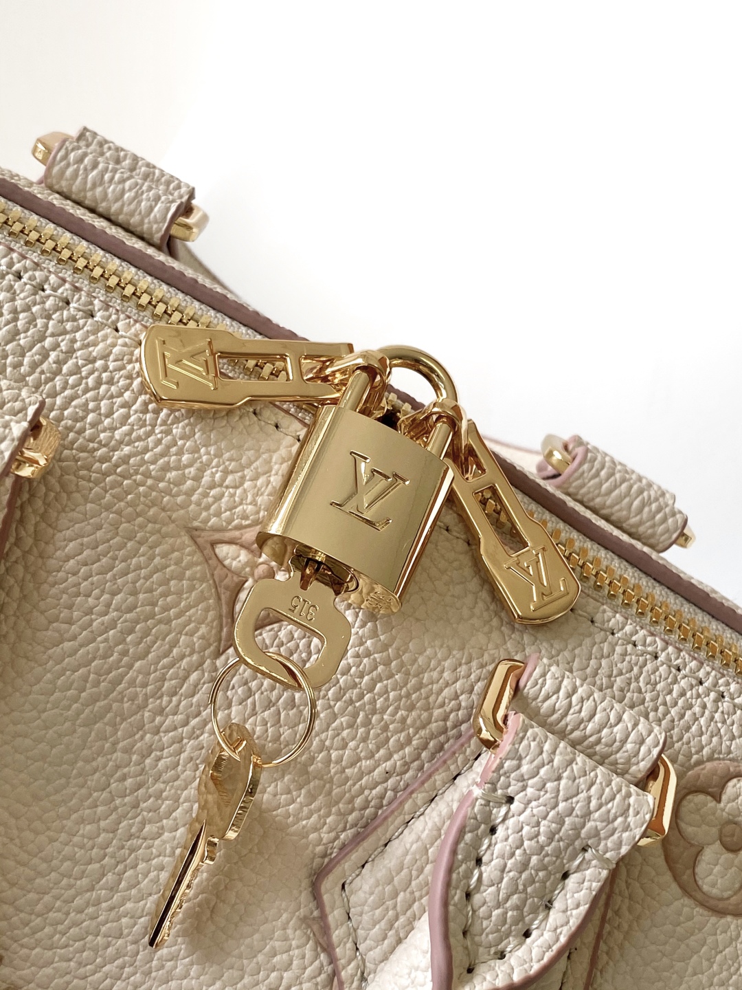 cfb6c91a95f892a1fc1d3e76118731bf_1748557523_2019.jpg cfb6c91a95f892a1fc1d3e76118731bf_1748557523_2019_1748557622.jpg