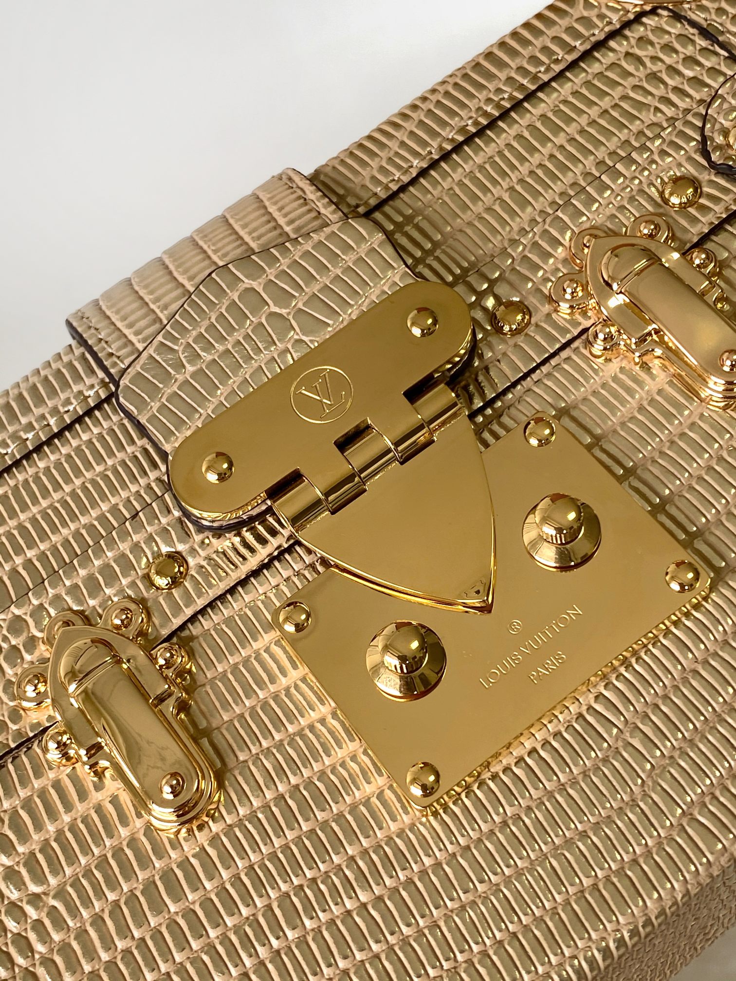 cfb6c91a95f892a1fc1d3e76118731bf_1748558193_1789.jpg cfb6c91a95f892a1fc1d3e76118731bf_1748558193_1789_1748558213.jpg