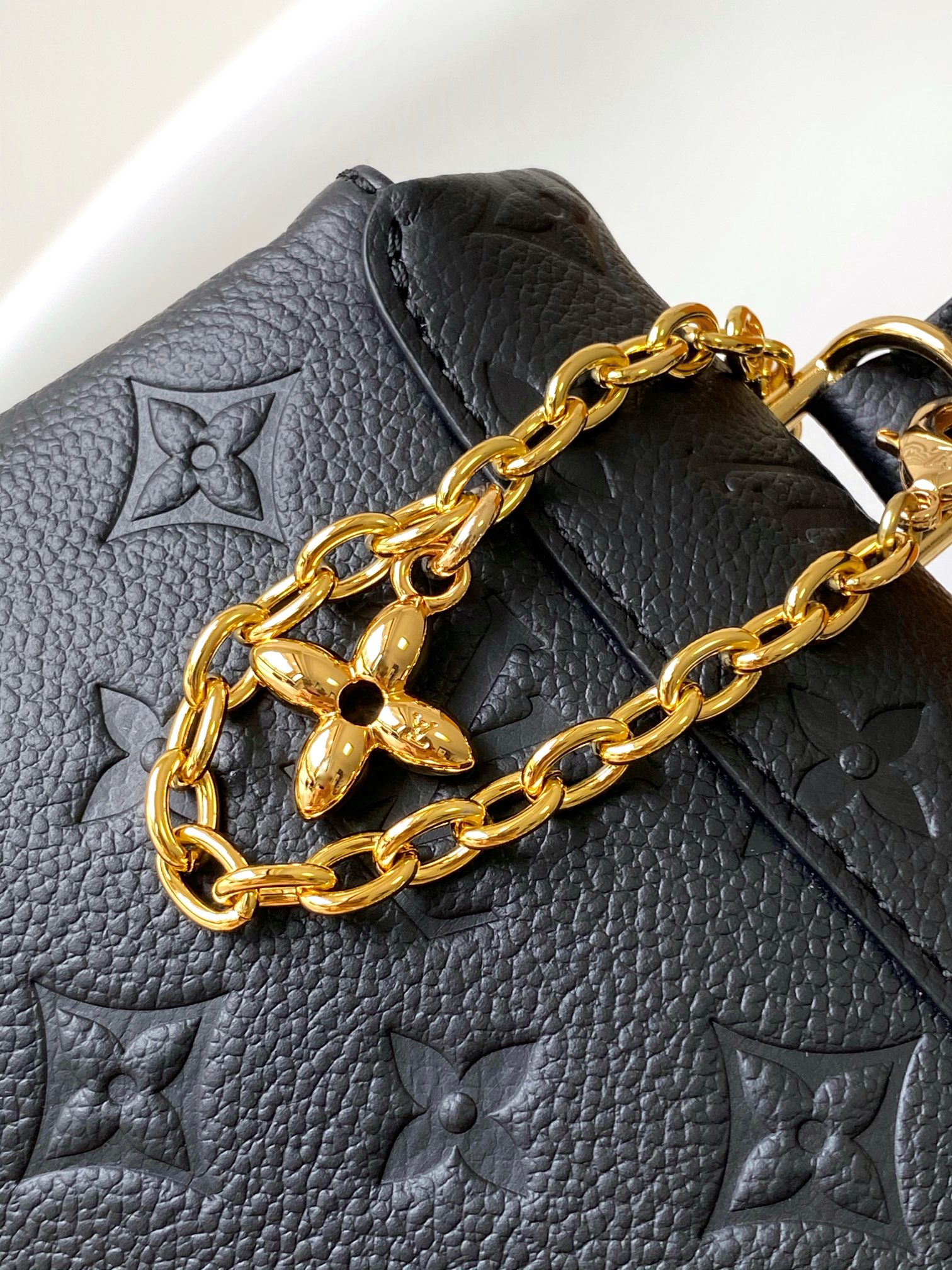 57d8cde05e2d4778fdcc39068f6373ed_1749568133_0214.jpg 57d8cde05e2d4778fdcc39068f6373ed_1749568133_0214_1749568563.jpg