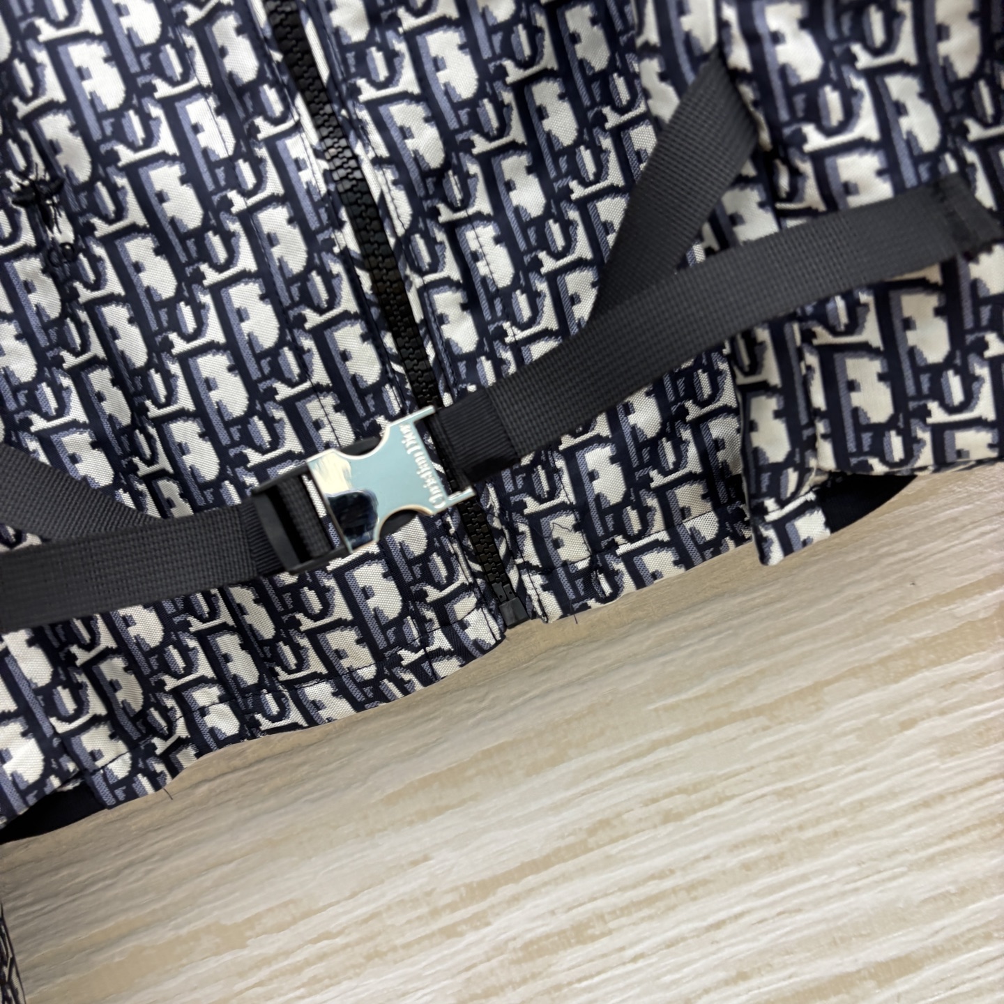 b22c127752df37a74ed721c1c8065d66_1750265767_2476.jpg b22c127752df37a74ed721c1c8065d66_1750265767_2476.jpg