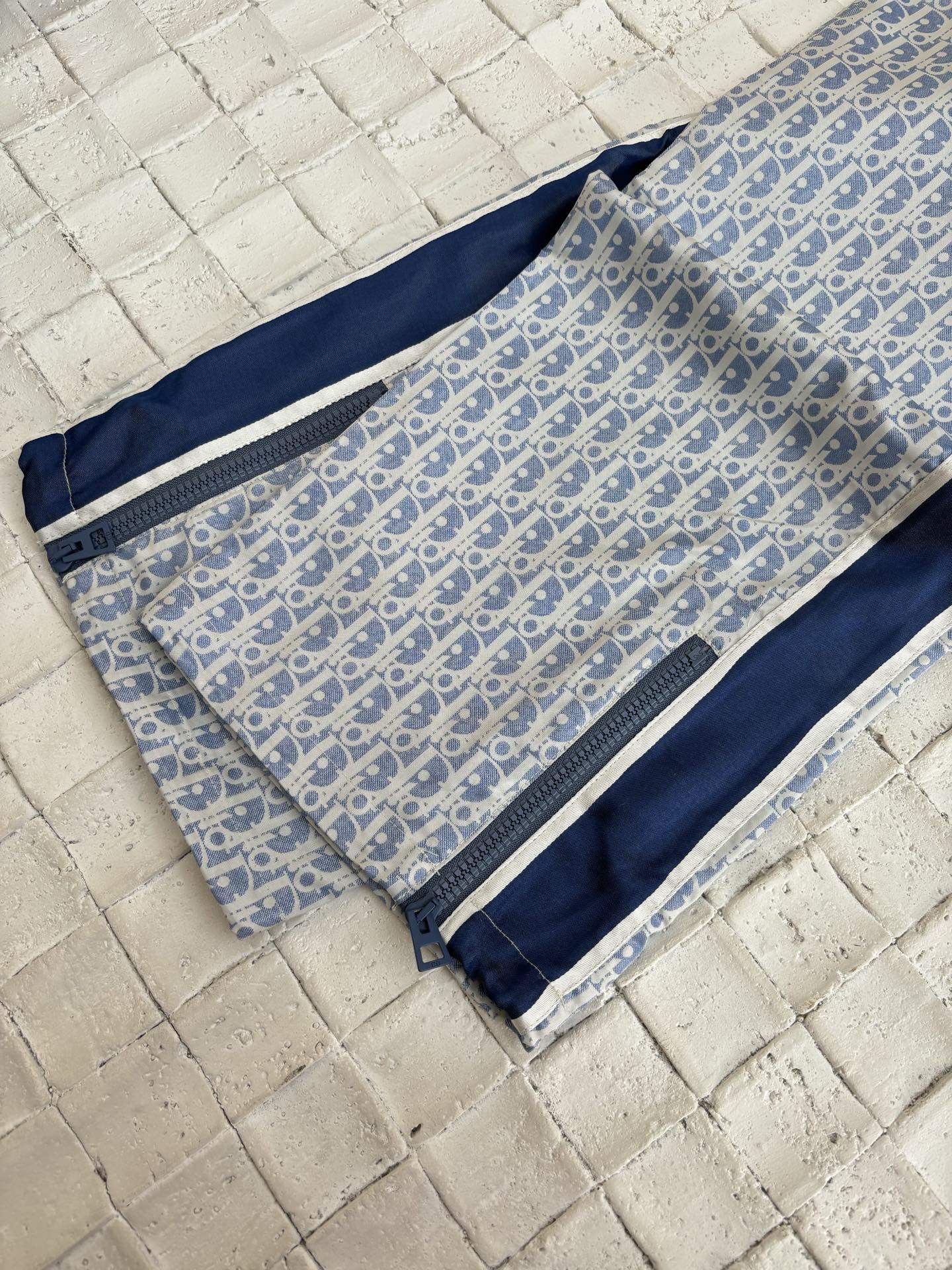 05621fd4382269abc5654cbcd1b18d8b_1751698462_3707.jpg 05621fd4382269abc5654cbcd1b18d8b_1751698462_3707.jpg