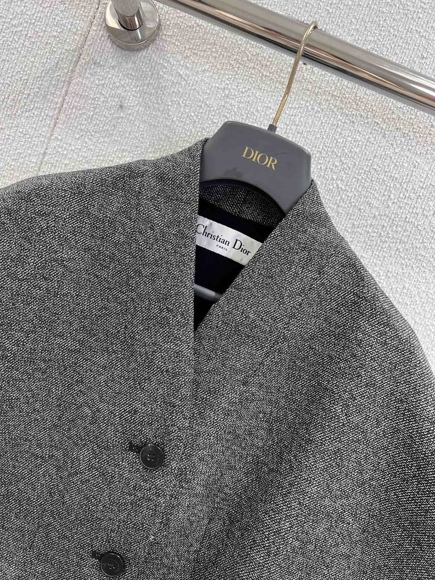 5a17b60ce6ab965ca11e6e428f37edc2_1753599955_4965.jpg 5a17b60ce6ab965ca11e6e428f37edc2_1753599955_4965_1753600083.jpg