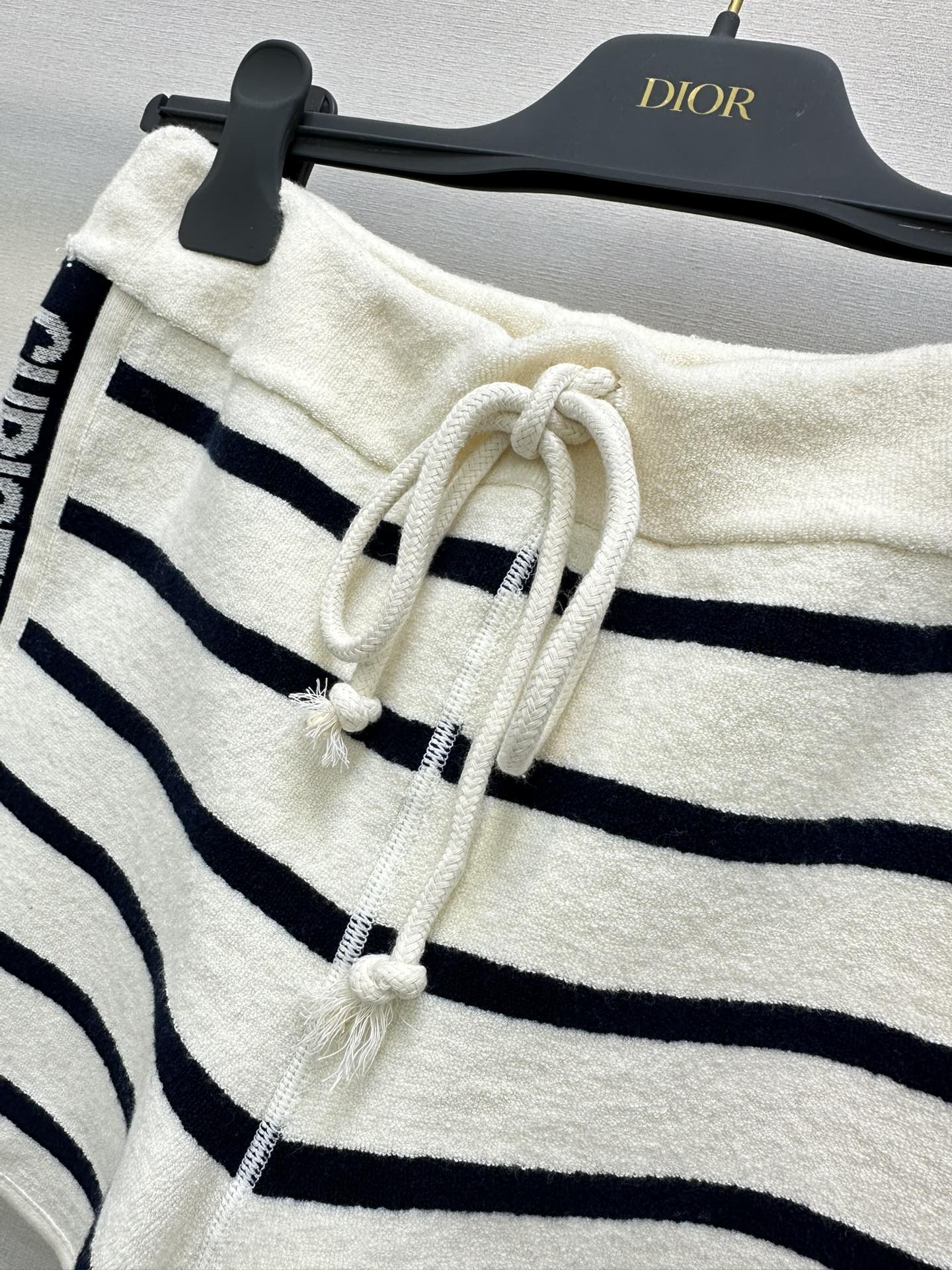 5a17b60ce6ab965ca11e6e428f37edc2_1753623395_7881.jpg 5a17b60ce6ab965ca11e6e428f37edc2_1753623395_7881_1753747584.jpg