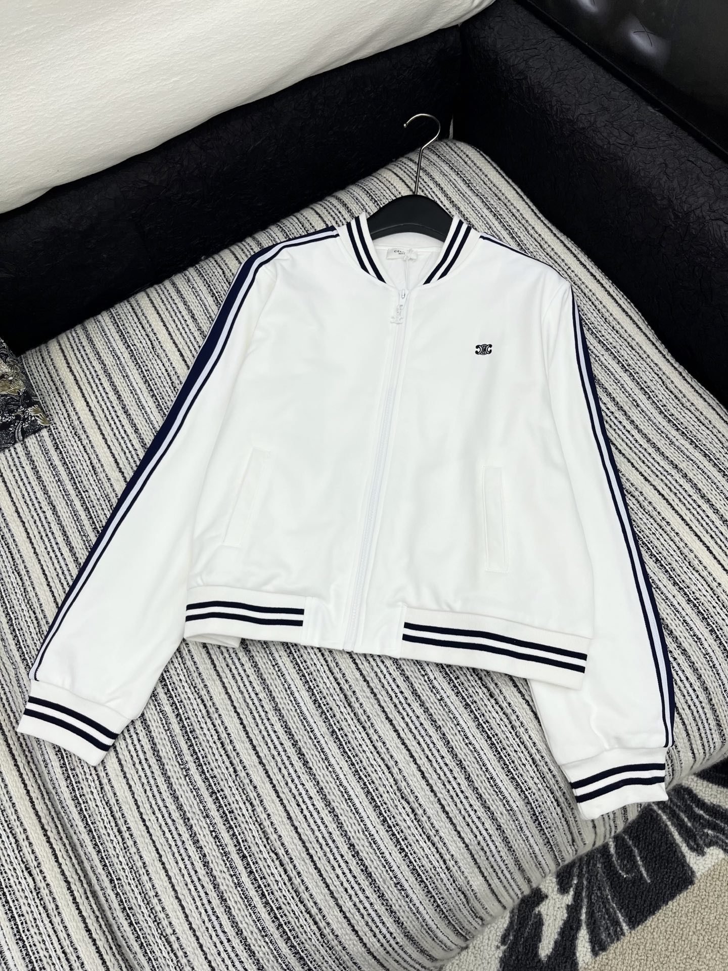 742c3c298459bc6c0bc267ef99bab148_1751927136_4573.jpg 742c3c298459bc6c0bc267ef99bab148_1751927136_4573.jpg