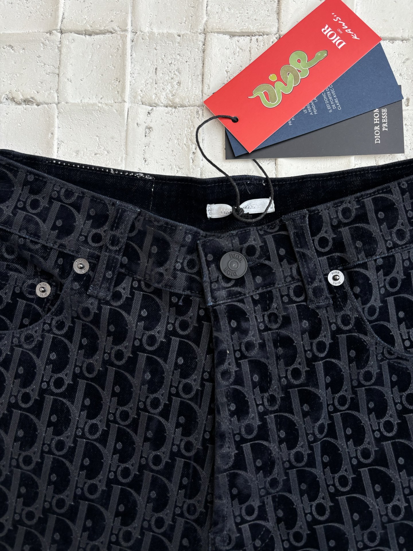 9317b69933faea310042a9a12ab91d96_1751773234_873.jpg 9317b69933faea310042a9a12ab91d96_1751773234_873.jpg