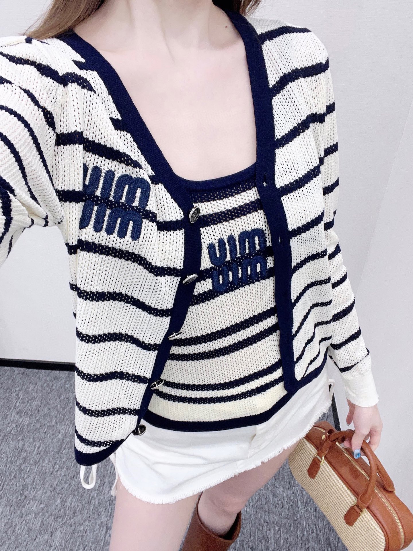 f68cee9cae8cf26cc8349ba0cc14101a_1753748753_4993.jpg f68cee9cae8cf26cc8349ba0cc14101a_1753748753_4993_1753748782.jpg