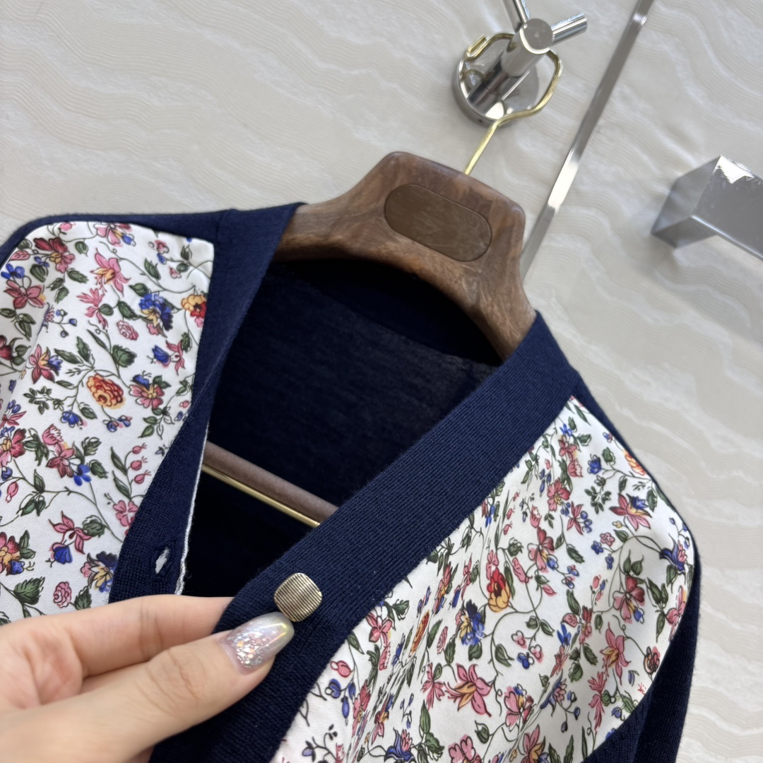 7374f212ca8bc028fda26ed09231e2bf_1755615834_8804.jpg 7374f212ca8bc028fda26ed09231e2bf_1755615834_8804.jpg