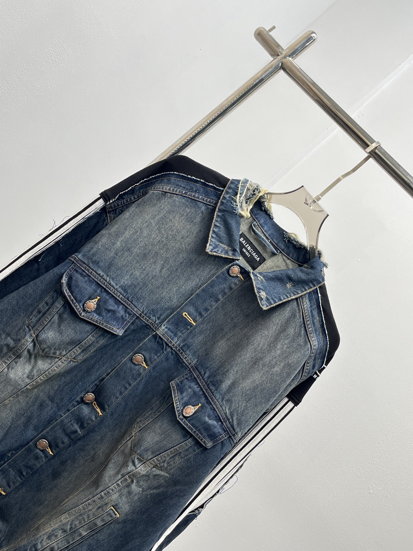 82a5d493af58939aa272a7a2110f7261_1756114819_2905.jpg 82a5d493af58939aa272a7a2110f7261_1756114819_2905_1756115028.jpg