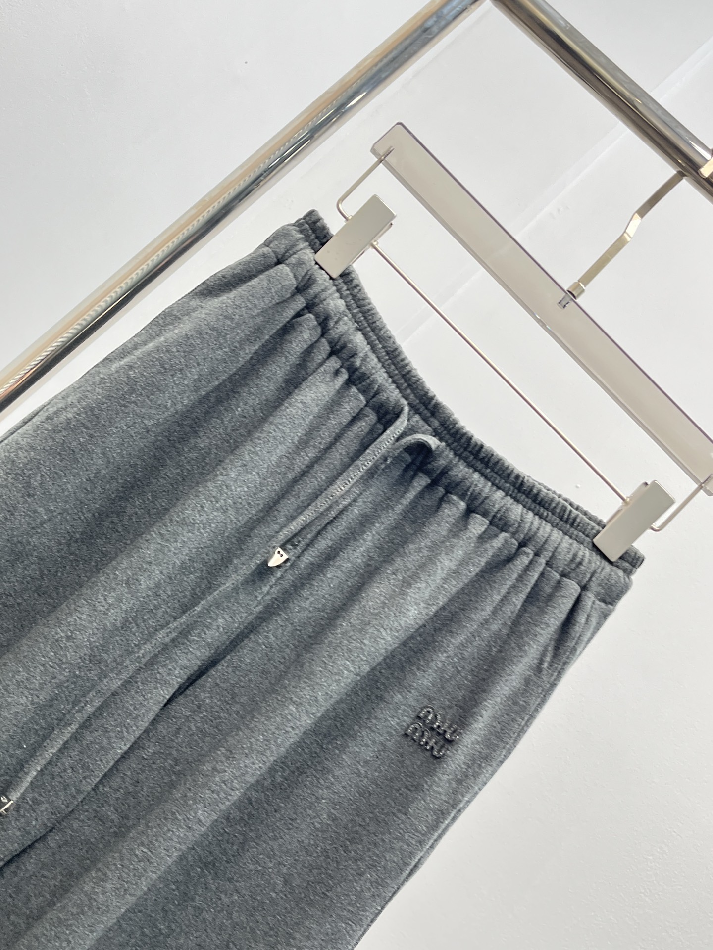 82a5d493af58939aa272a7a2110f7261_1756115780_7006.jpg 82a5d493af58939aa272a7a2110f7261_1756115780_7006_1756116786_1756117682.jpg