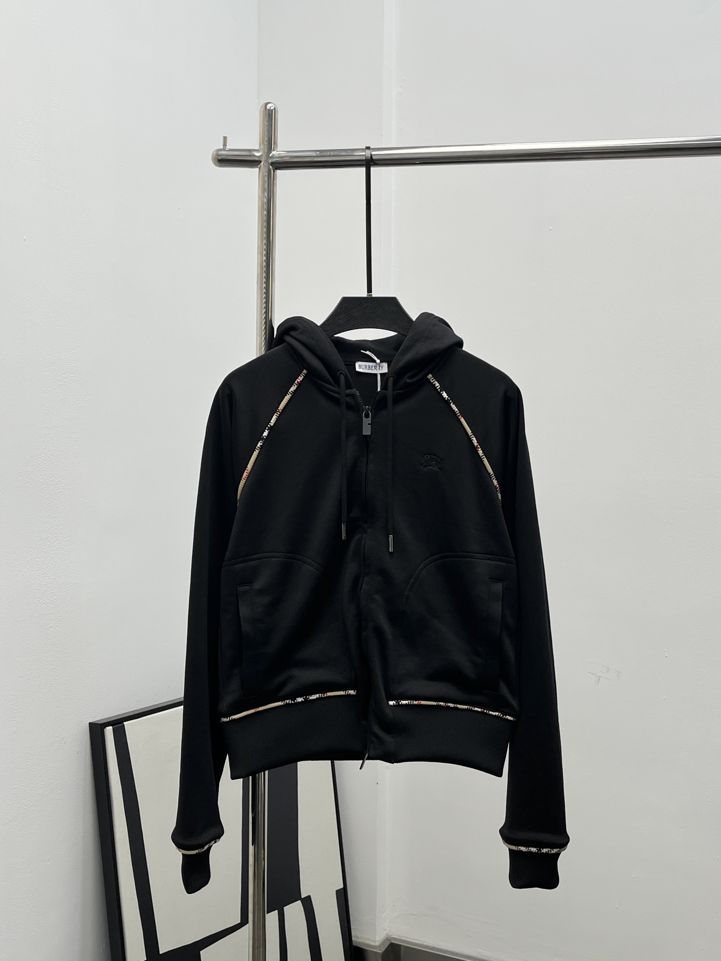 82a5d493af58939aa272a7a2110f7261_1756119709_649.jpg 82a5d493af58939aa272a7a2110f7261_1756119709_649.jpg