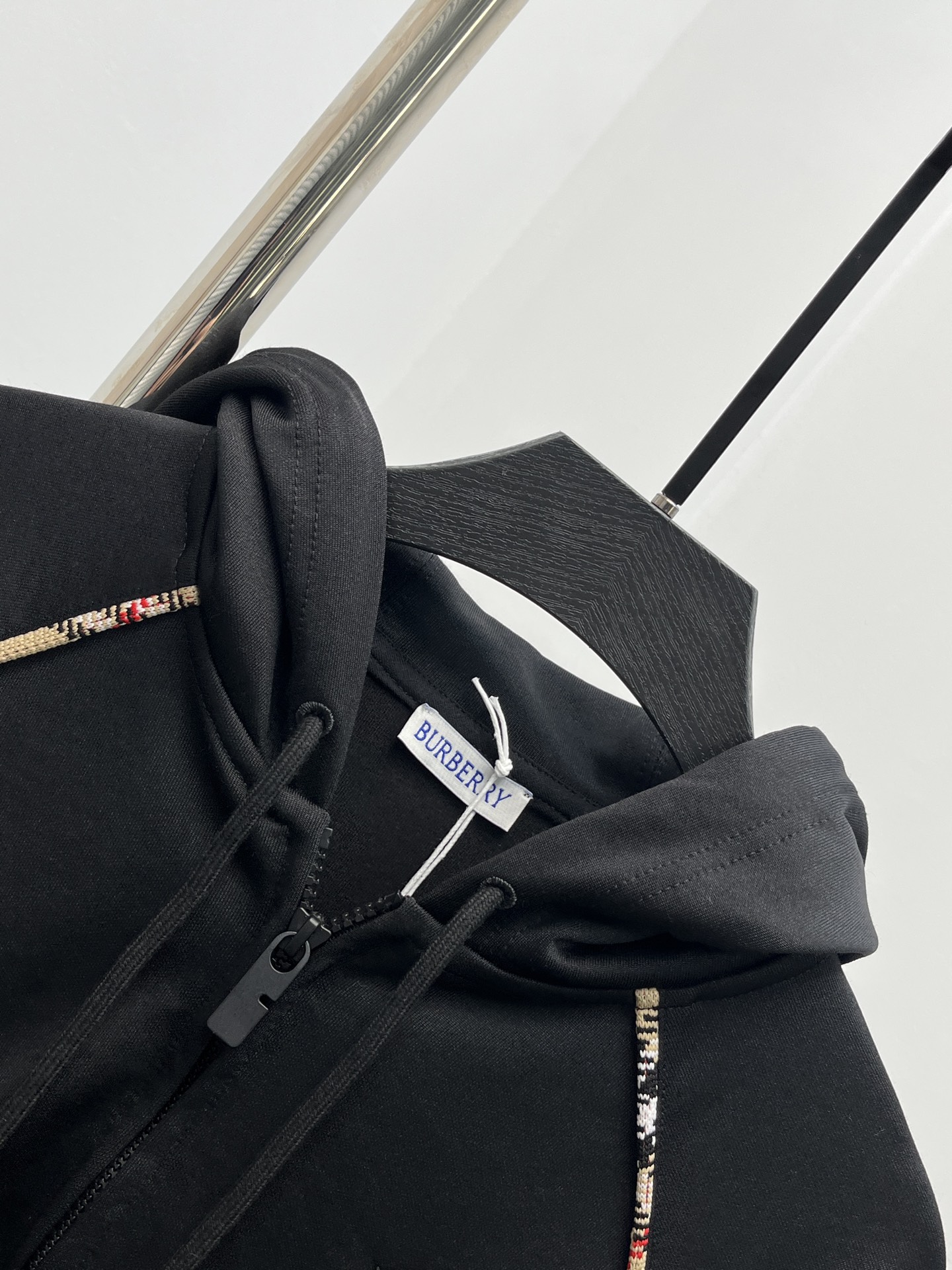 82a5d493af58939aa272a7a2110f7261_1756119710_6476.jpg 82a5d493af58939aa272a7a2110f7261_1756119710_6476.jpg