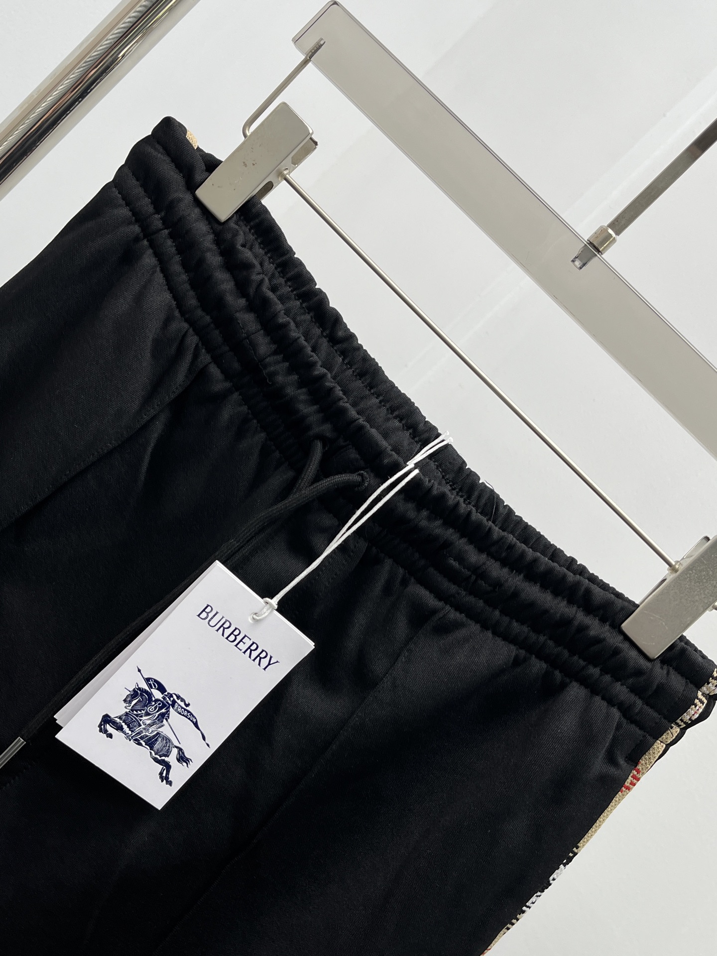 82a5d493af58939aa272a7a2110f7261_1756119716_8973.jpg 82a5d493af58939aa272a7a2110f7261_1756119716_8973.jpg