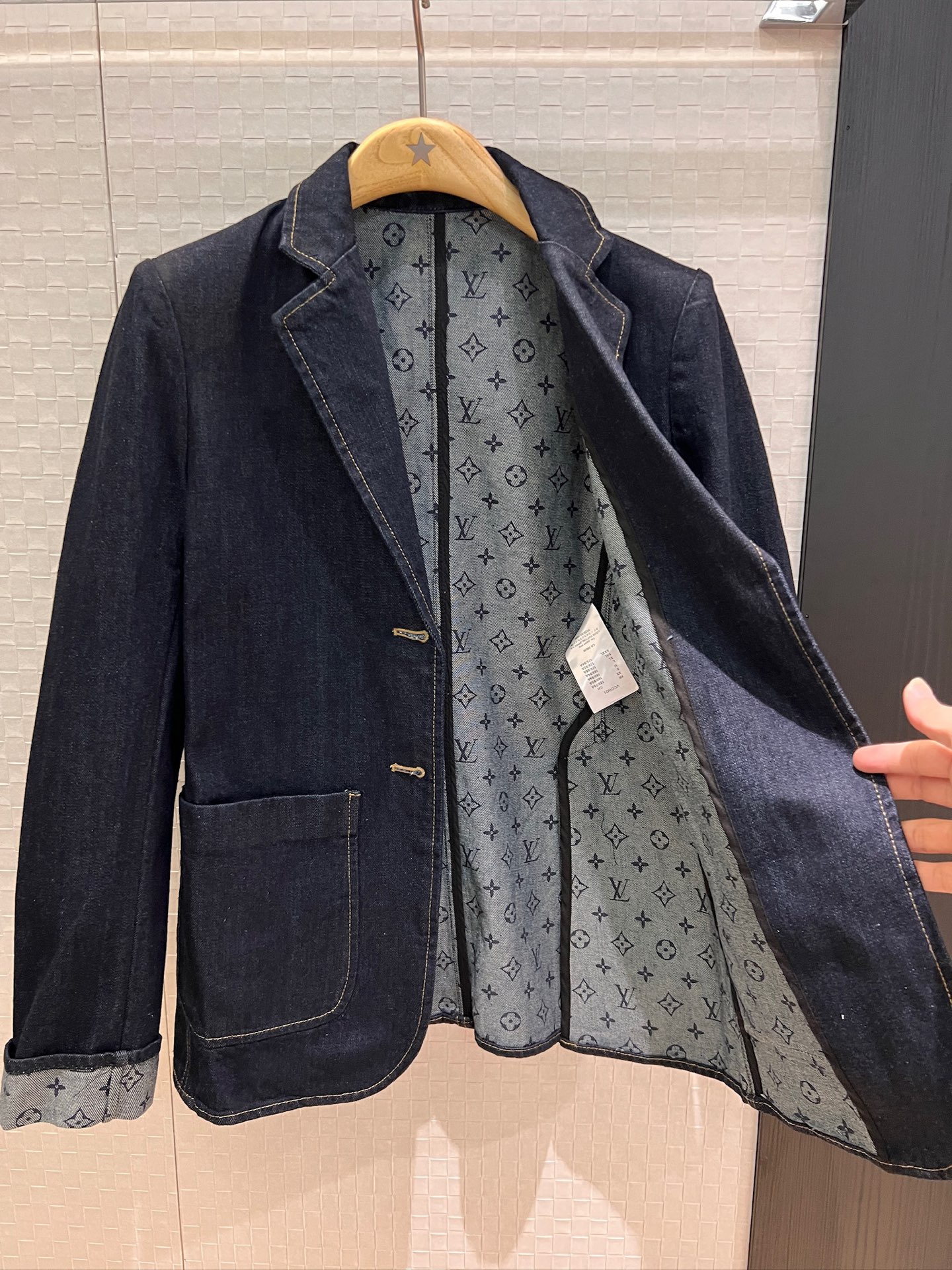 c142fb4de27e9aa32d814799b6f6529a_1755104920_0516.jpg c142fb4de27e9aa32d814799b6f6529a_1755104920_0516_1755129552.jpg