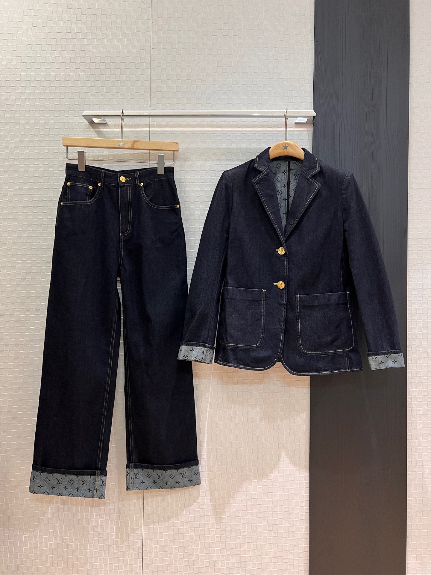 c142fb4de27e9aa32d814799b6f6529a_1755104920_4855.jpg c142fb4de27e9aa32d814799b6f6529a_1755104920_4855_1755129552.jpg