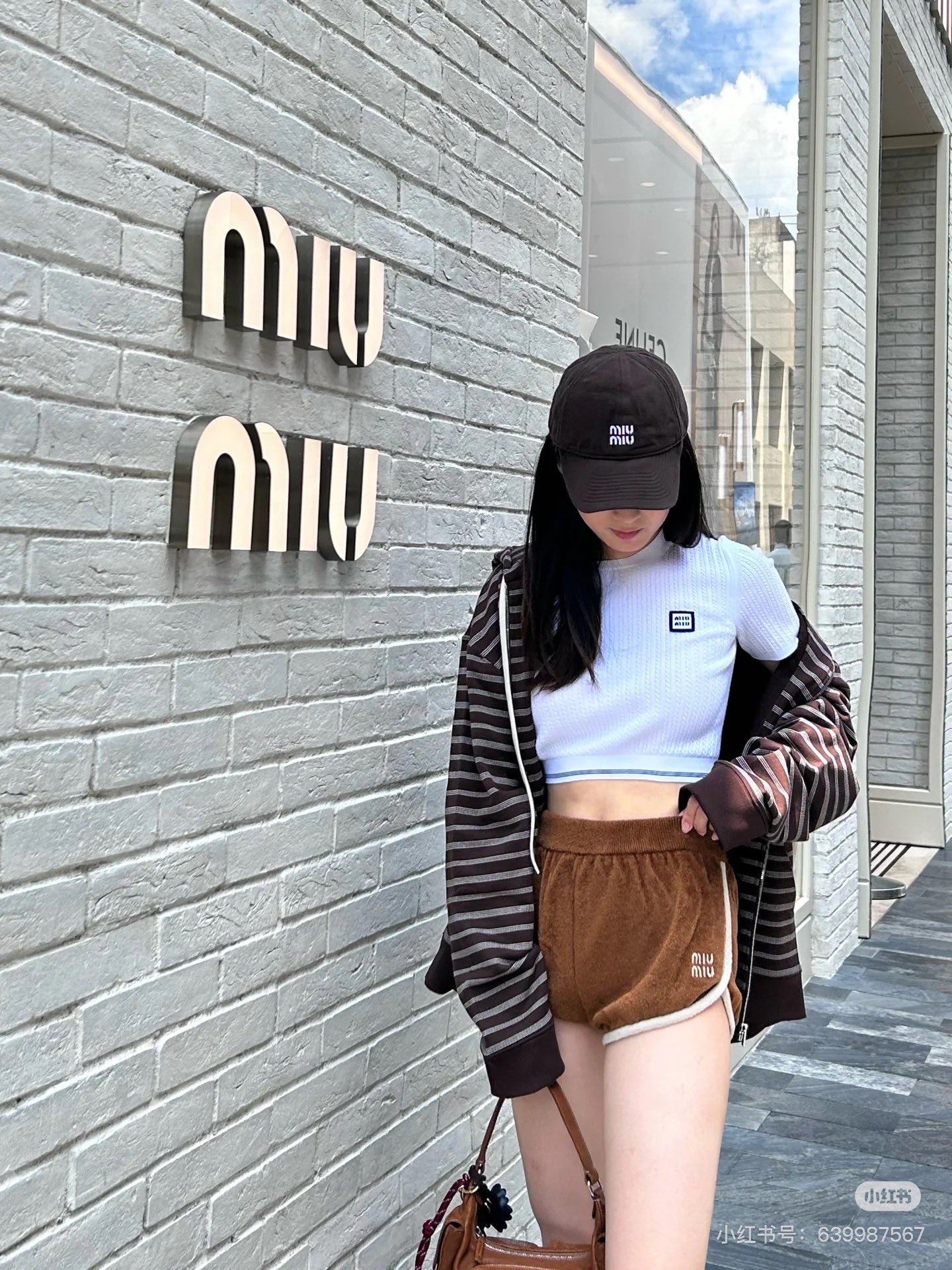 d0d4cfcb2d3f1cacdff122599231a1c4_1756221843_583.jpg d0d4cfcb2d3f1cacdff122599231a1c4_1756221843_583_1756222241.jpg