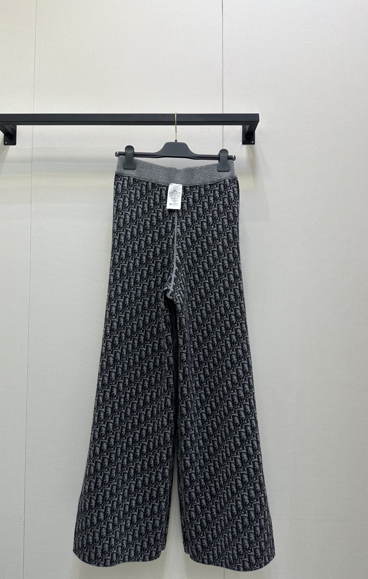 d0d4cfcb2d3f1cacdff122599231a1c4_1756222801_3769.jpg d0d4cfcb2d3f1cacdff122599231a1c4_1756222801_3769.jpg