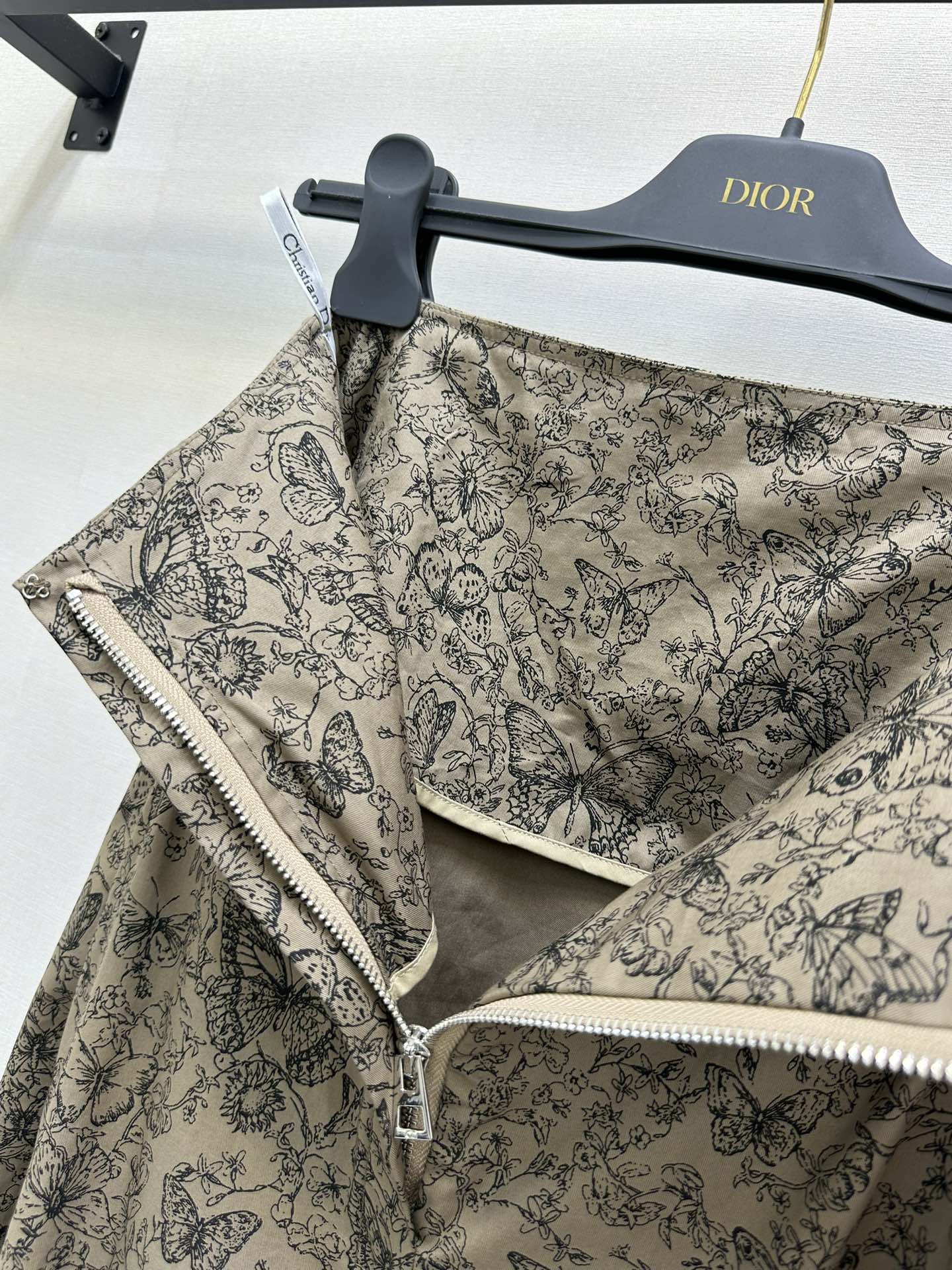 dd5be63e5eca18390468342250feed1c_1756256167_6785.jpg dd5be63e5eca18390468342250feed1c_1756256167_6785.jpg