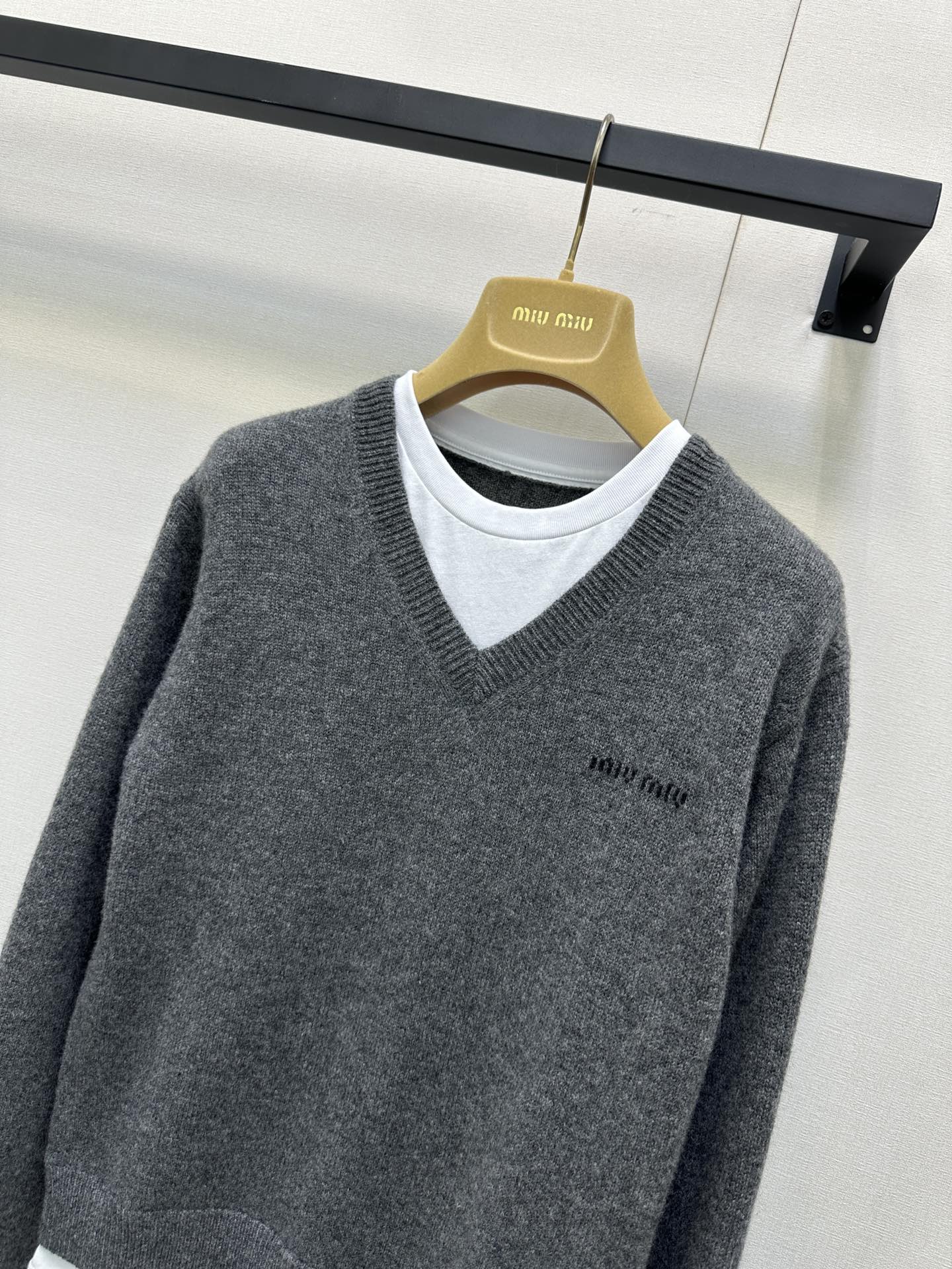 dd5be63e5eca18390468342250feed1c_1756278267_9093.jpg dd5be63e5eca18390468342250feed1c_1756278267_9093_1756278495.jpg