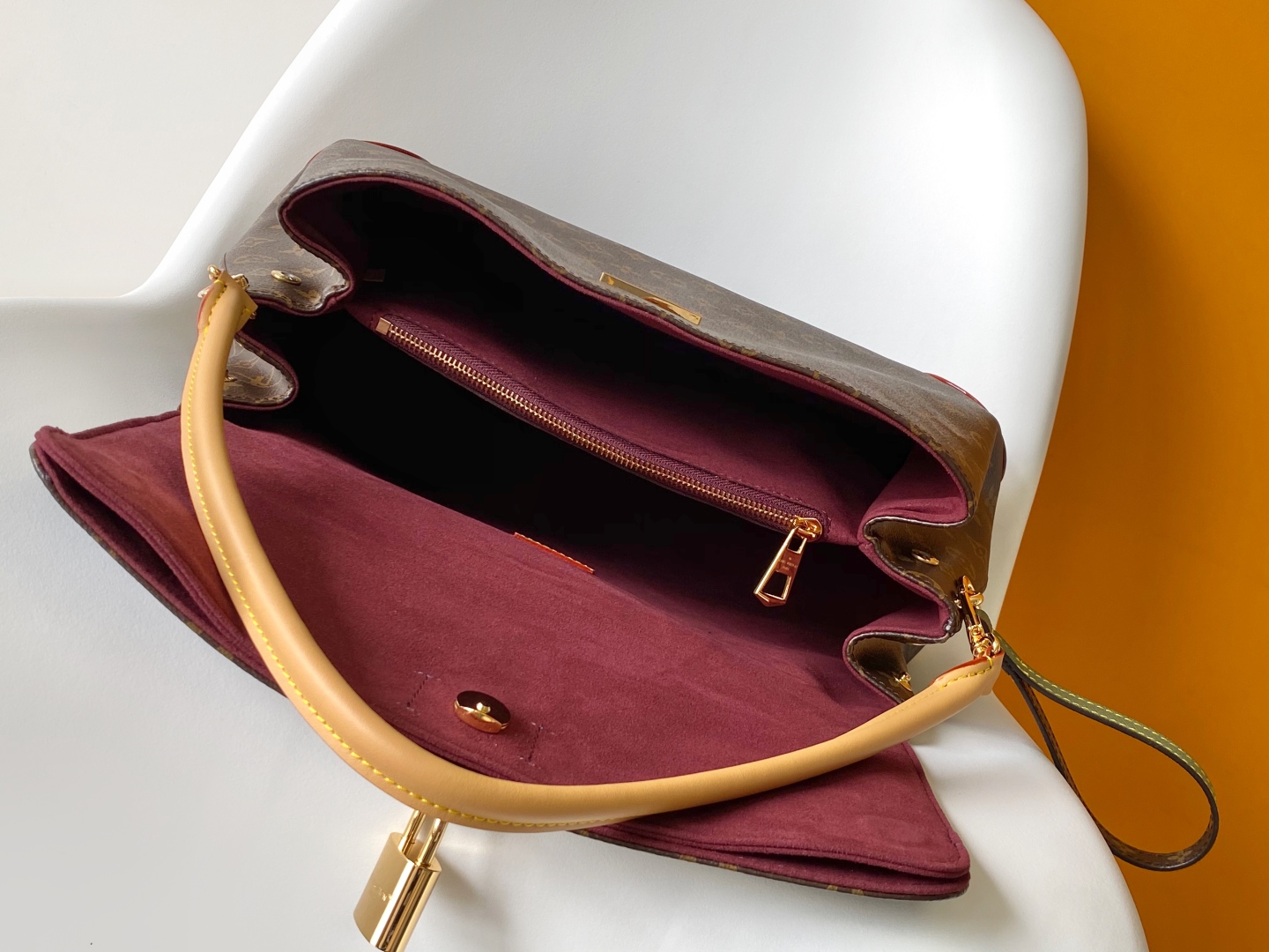 eae11b96127ac66a97289560fa4e21b3_1755004219_8248.jpg eae11b96127ac66a97289560fa4e21b3_1755004219_8248_1755004402.jpg