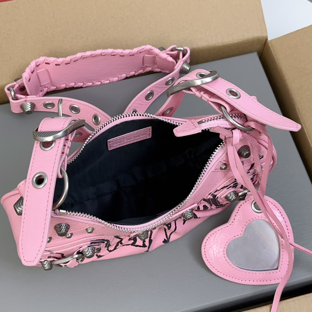 f72865b370d1e28dec1808bbae85fdf0_1754186321_0378.jpg f72865b370d1e28dec1808bbae85fdf0_1754186321_0378_1754186440.jpg