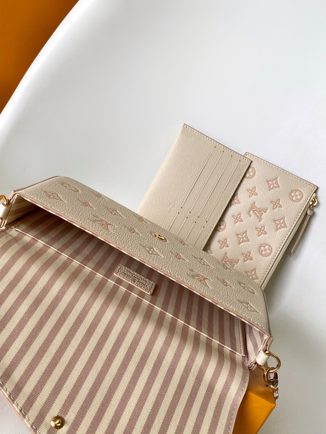 f72865b370d1e28dec1808bbae85fdf0_1754197568_9241.jpg f72865b370d1e28dec1808bbae85fdf0_1754197568_9241_1754199467.jpg