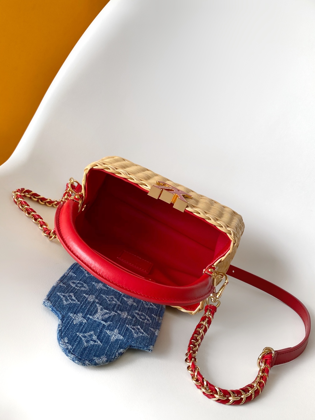 0af9d5d118f393dad766208dfc967053_1758244140_0514.jpg 0af9d5d118f393dad766208dfc967053_1758244140_0514_1758247495.jpg