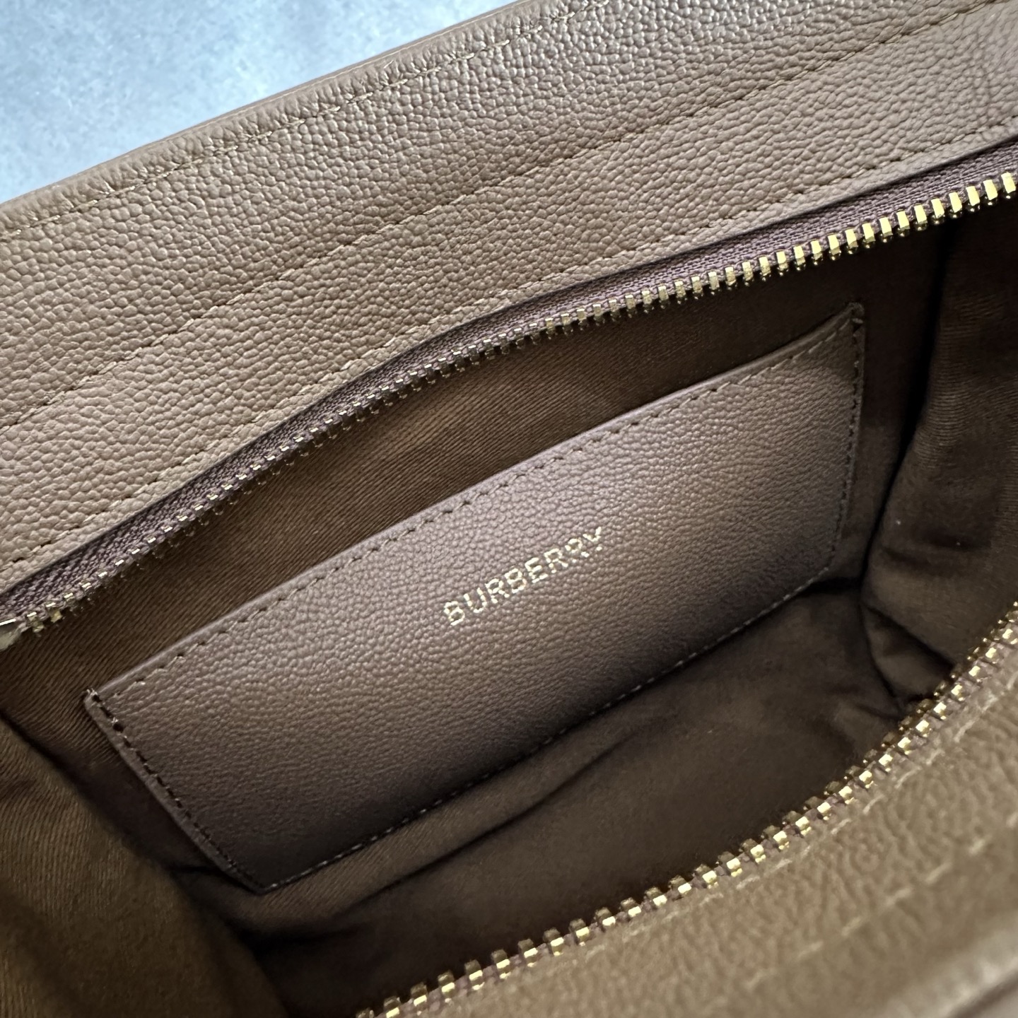 0af9d5d118f393dad766208dfc967053_1758260237_7329.jpg 0af9d5d118f393dad766208dfc967053_1758260237_7329.jpg