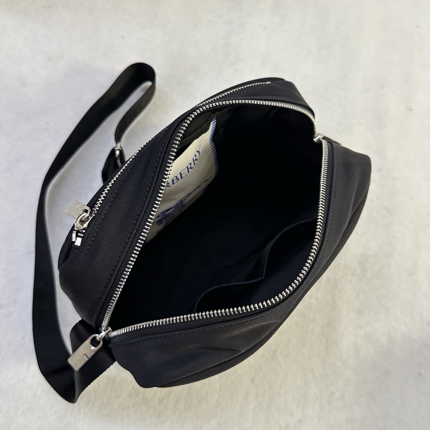 0af9d5d118f393dad766208dfc967053_1758260788_7338.jpg 0af9d5d118f393dad766208dfc967053_1758260788_7338_1758260873.jpg