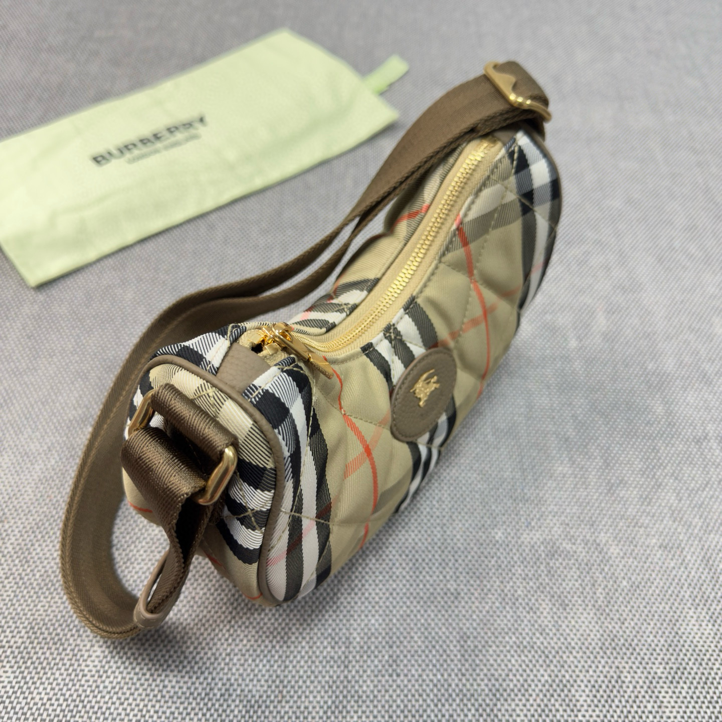 0af9d5d118f393dad766208dfc967053_1758261607_7485.jpg 0af9d5d118f393dad766208dfc967053_1758261607_7485_1758261687_1758263404.jpg