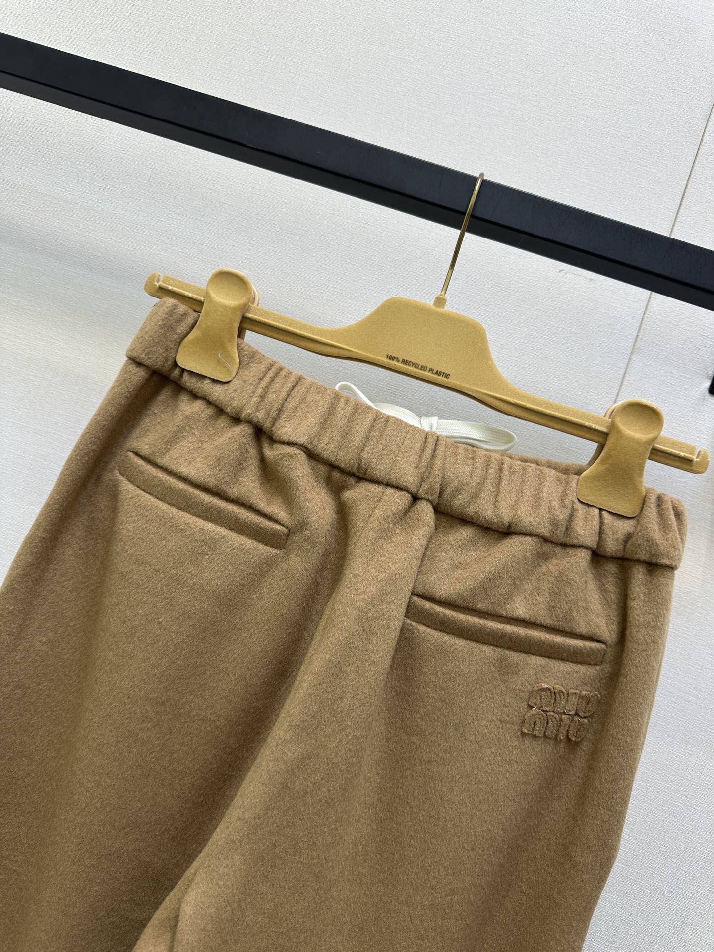 1384f1c9f67cd769ee22c3838bf1e4f9_1758201213_3295.jpg 1384f1c9f67cd769ee22c3838bf1e4f9_1758201213_3295_1758201349.jpg