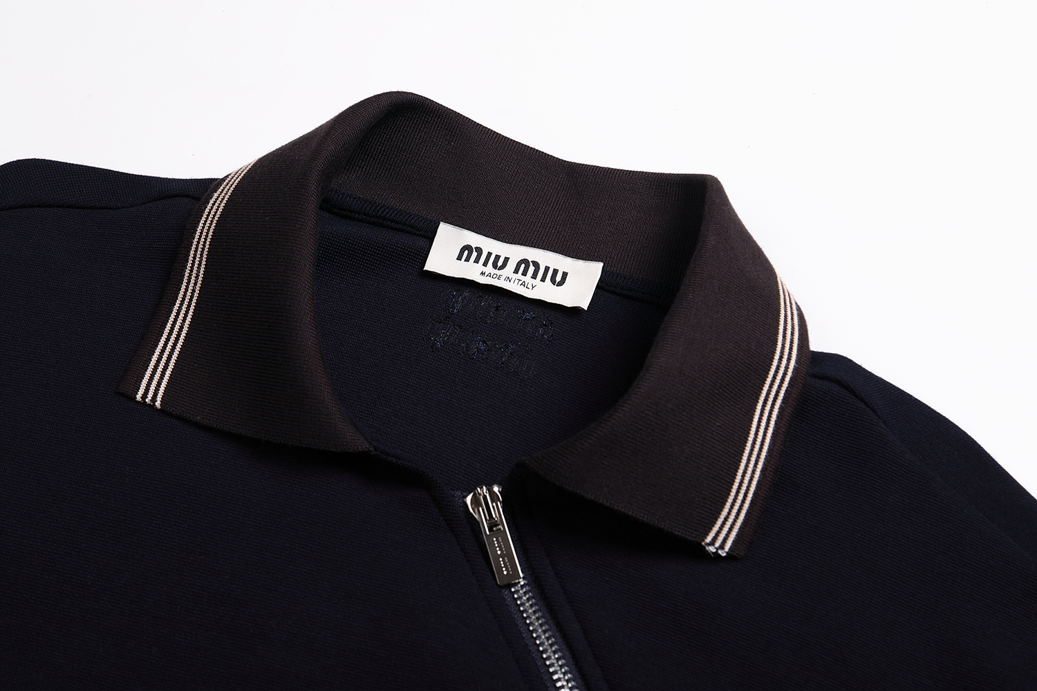 15549088be28018de54149550dc09055_1758388895_7628.jpg 15549088be28018de54149550dc09055_1758388895_7628_1758389045_1758416294.jpg