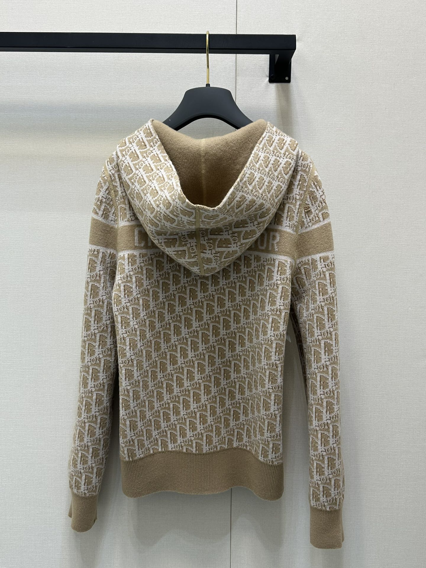 425f35c31ea76bd7e7887928f2a3e9dd_1757378366_1985.jpg 425f35c31ea76bd7e7887928f2a3e9dd_1757378366_1985_1757378547.jpg