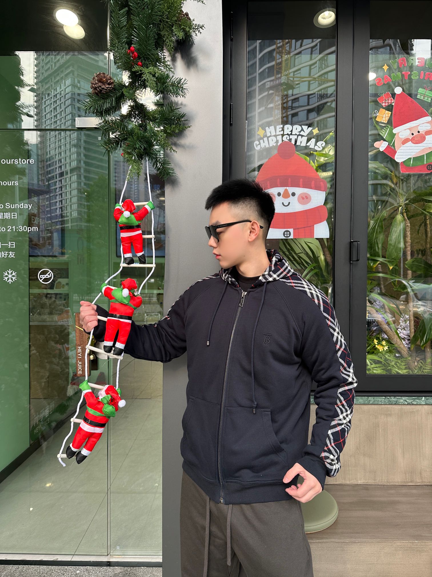 67e6f625562d3a72afff1405624cb972_1757778850_5958.jpg 67e6f625562d3a72afff1405624cb972_1757778850_5958_1757778925.jpg