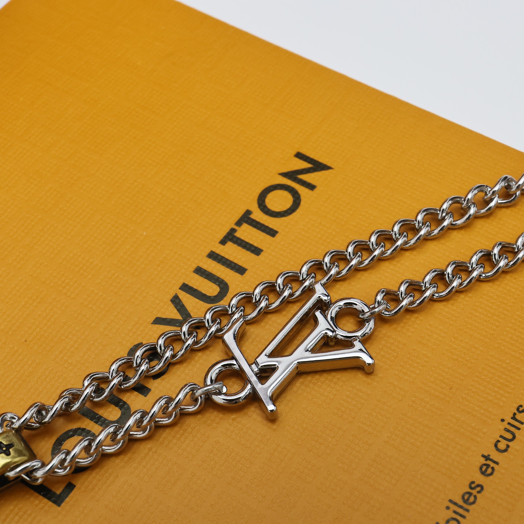 6ac53907c2be4e13c0e6f2a4c5537fda_1758596889_0123.jpg 6ac53907c2be4e13c0e6f2a4c5537fda_1758596889_0123_1758610642.jpg