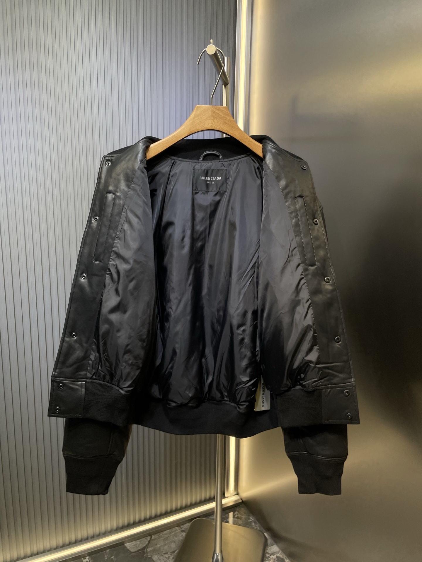 75608f2d20f5e75b1c26a4b7bbfe54be_1759025898_383.jpg 75608f2d20f5e75b1c26a4b7bbfe54be_1759025898_383_1759026020_1759052141.jpg