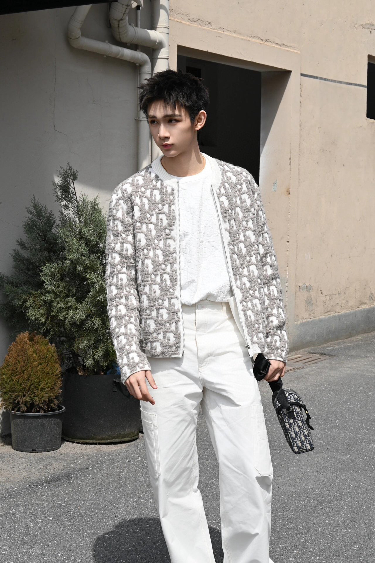 7790d03ca15744bcdda1c6dc902104c0_1759064518_6476.jpg 7790d03ca15744bcdda1c6dc902104c0_1759064518_6476_1759064640.jpg