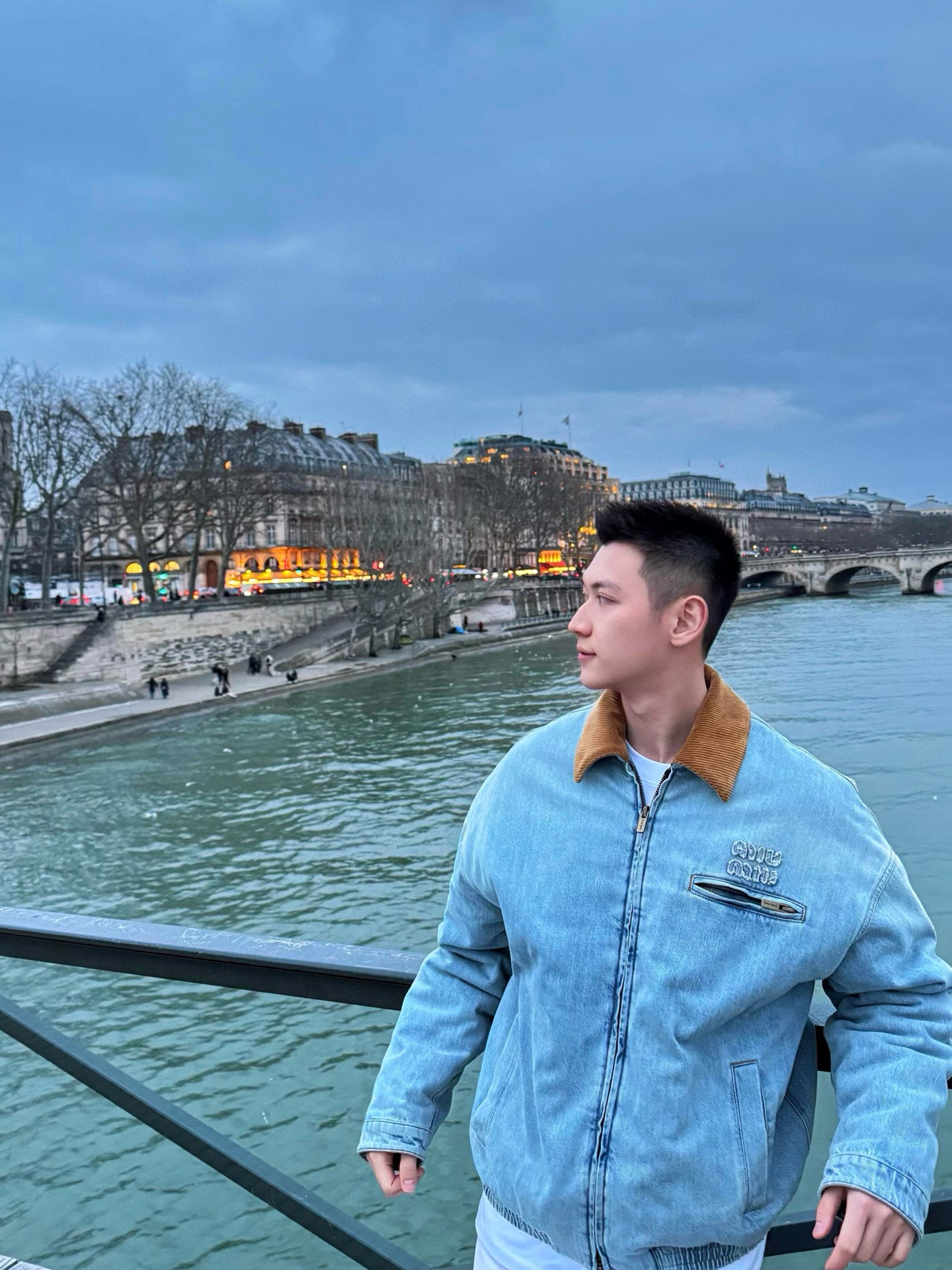 7790d03ca15744bcdda1c6dc902104c0_1759070854_1819.jpg 7790d03ca15744bcdda1c6dc902104c0_1759070854_1819_1759071025_1759071478.jpg